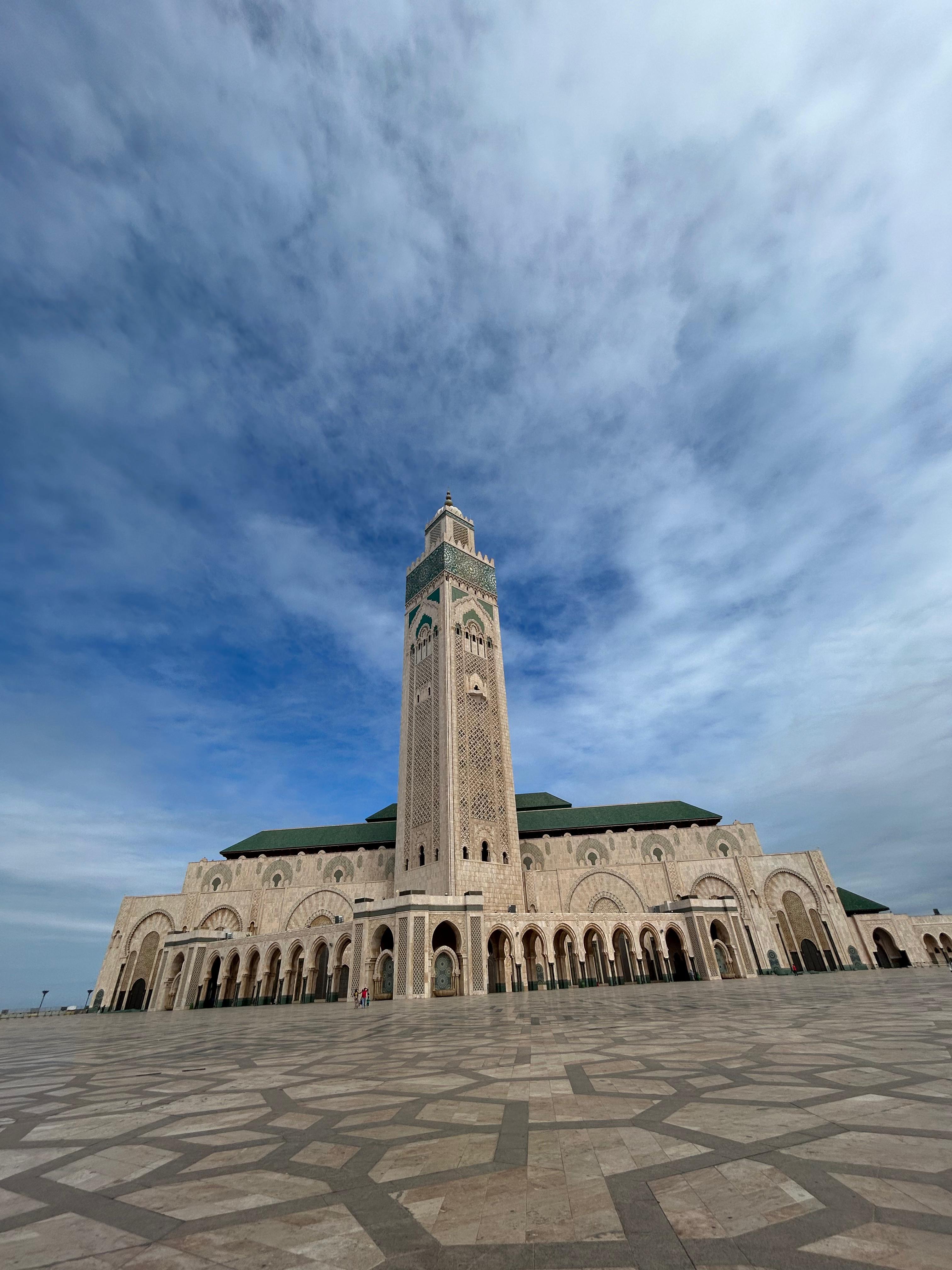 Casablanca Day Trip: Hassan II Mosque & Coastal Sightseeing from Marrakech