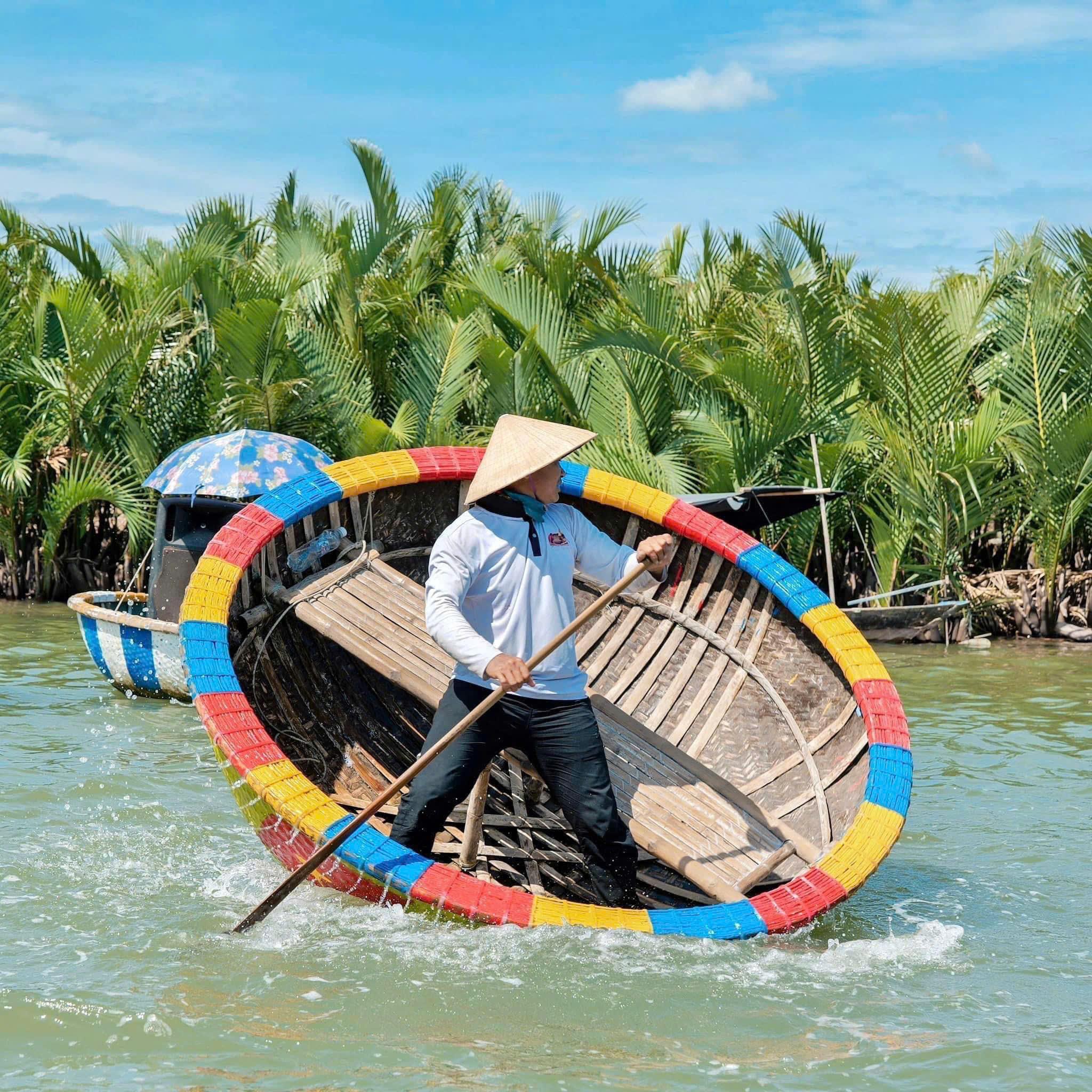 Cam Thanh Village Bamboo Basket Boat Experience