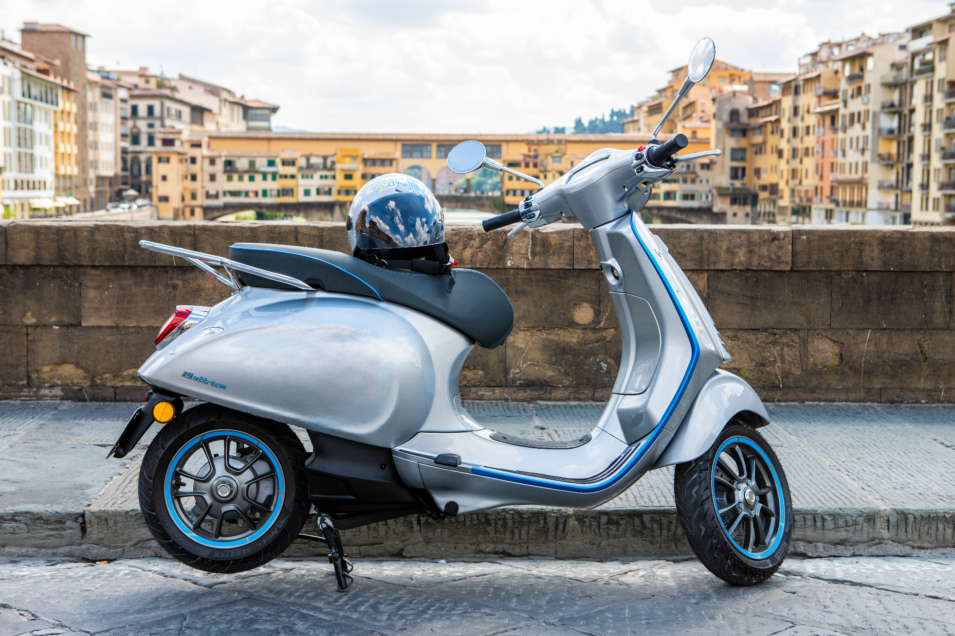 Florence Hills e-Vespa Tour with Food & Wine - 2026 (Verified Reviews)