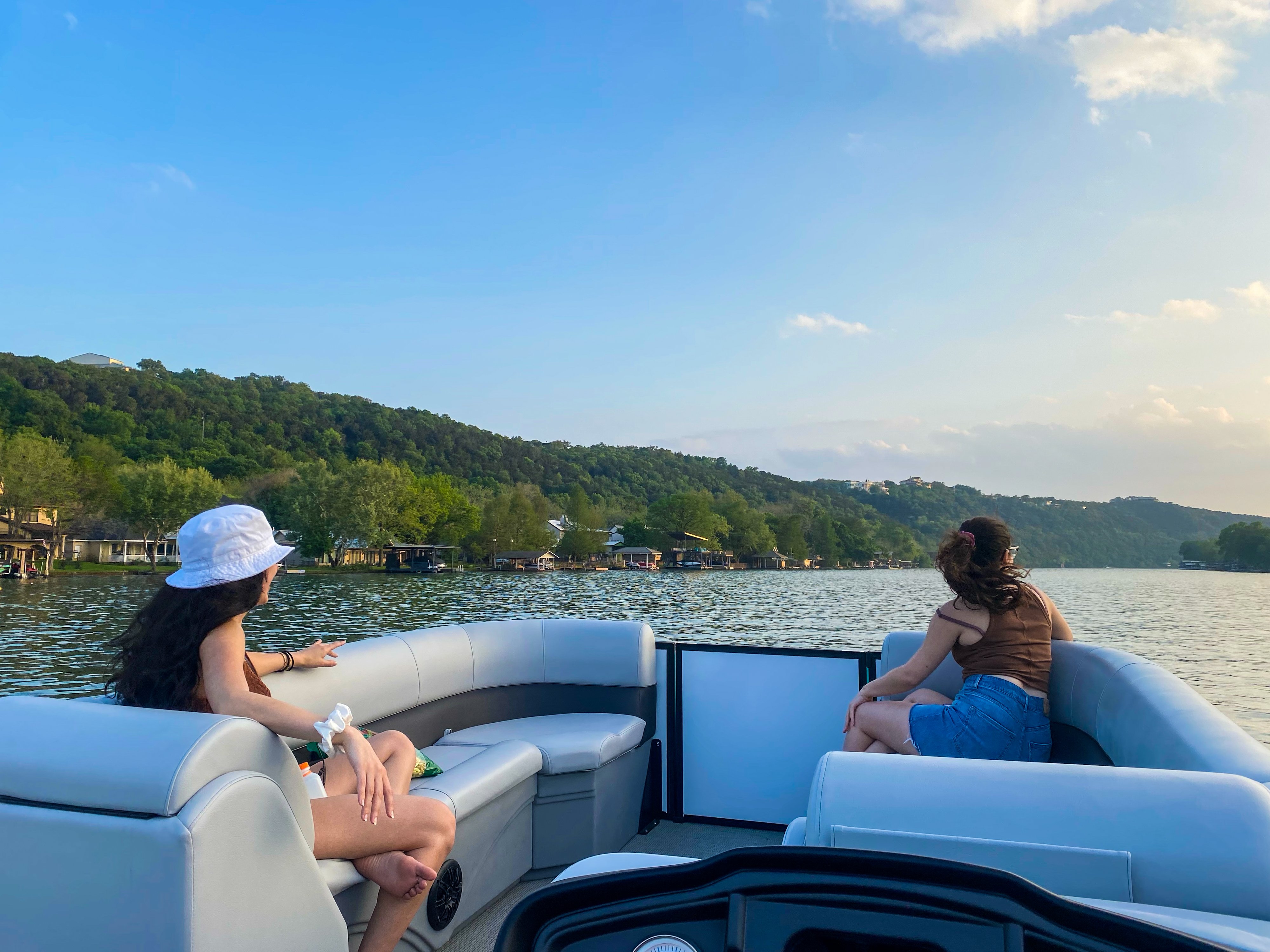 Austin: Scenic Lake Austin Guided Boat Cruise