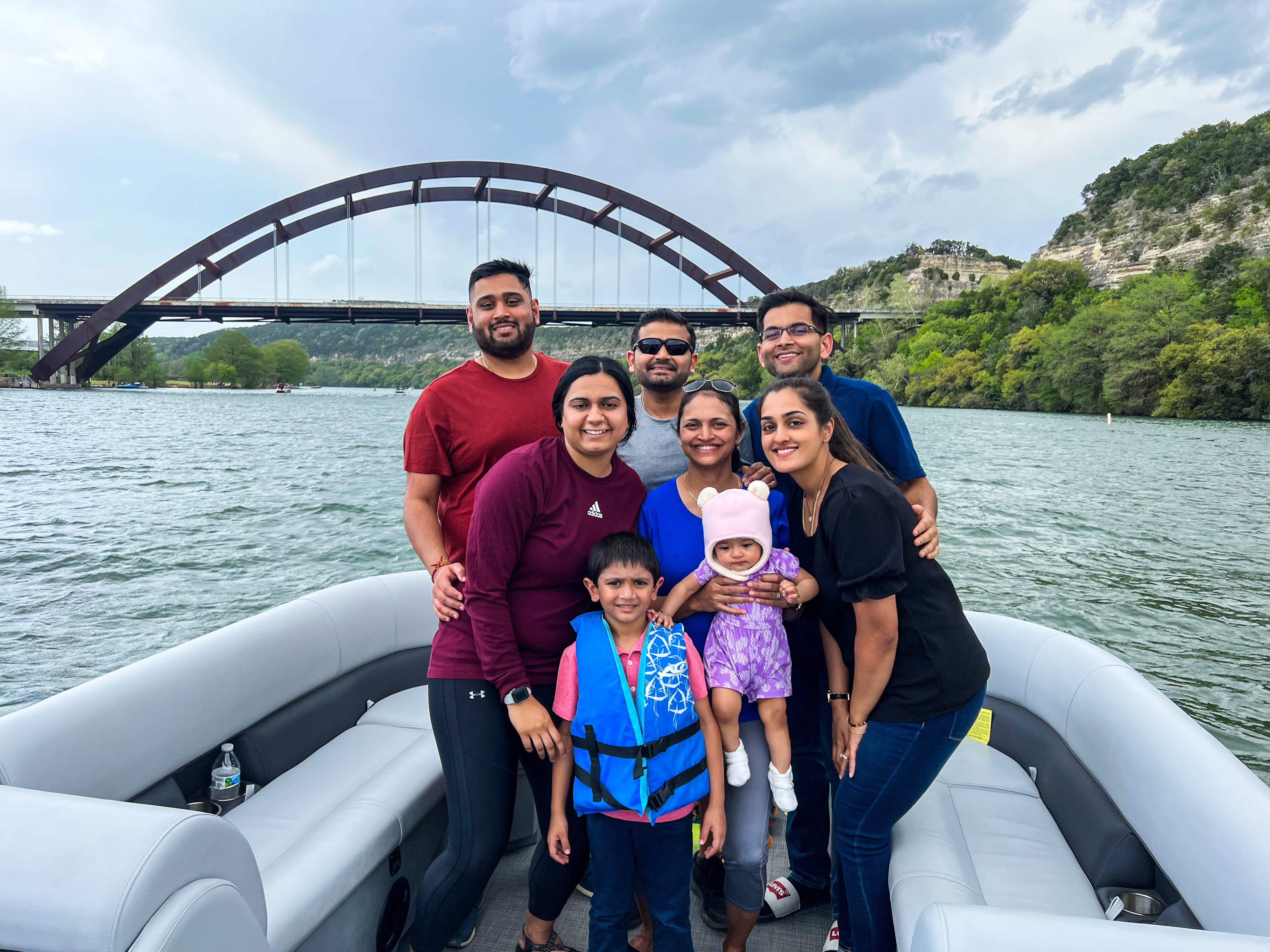 Austin: Scenic Lake Austin Guided Boat Cruise