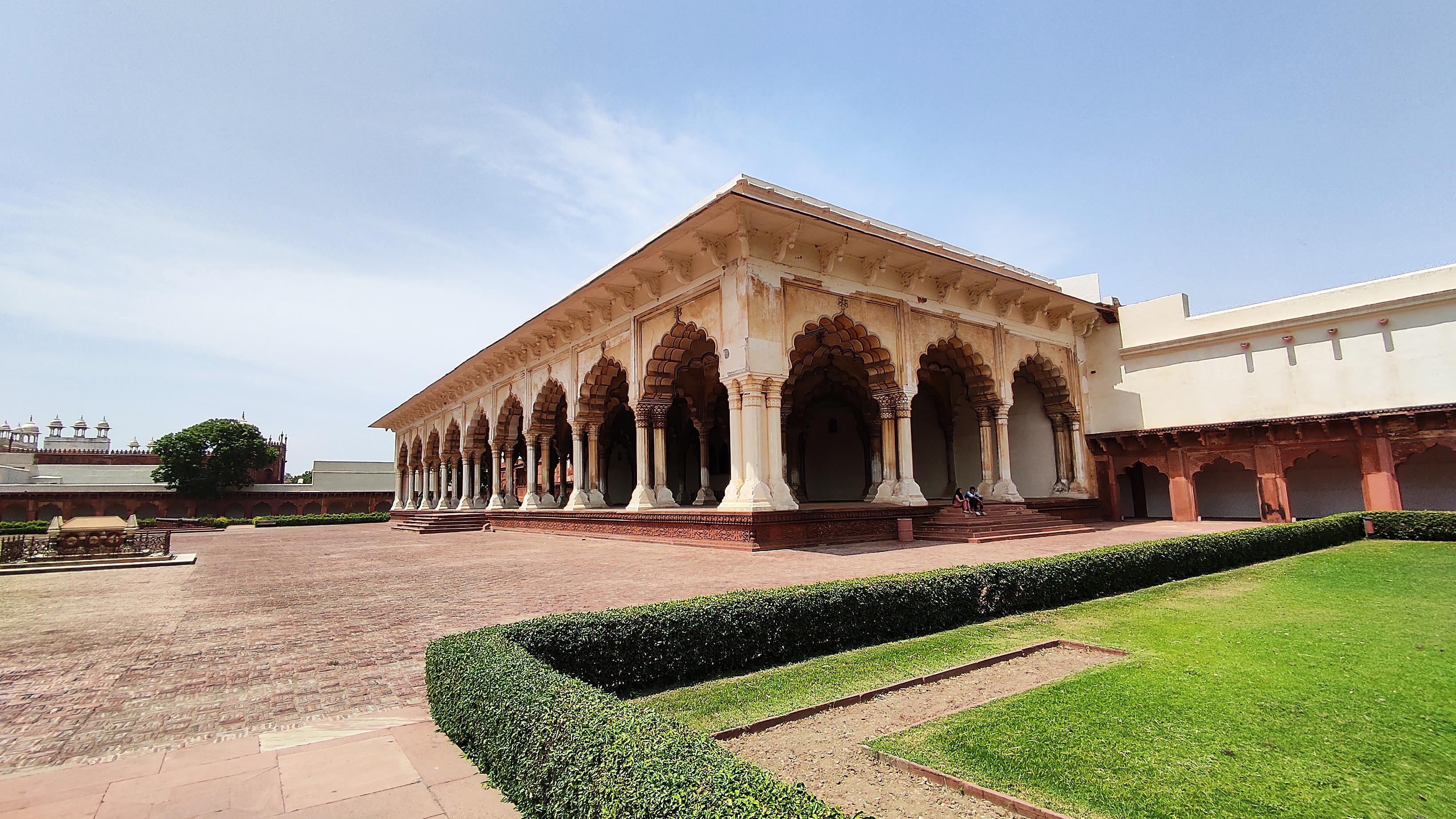 Taj Mahal & Mathura Private Day Tour from Delhi