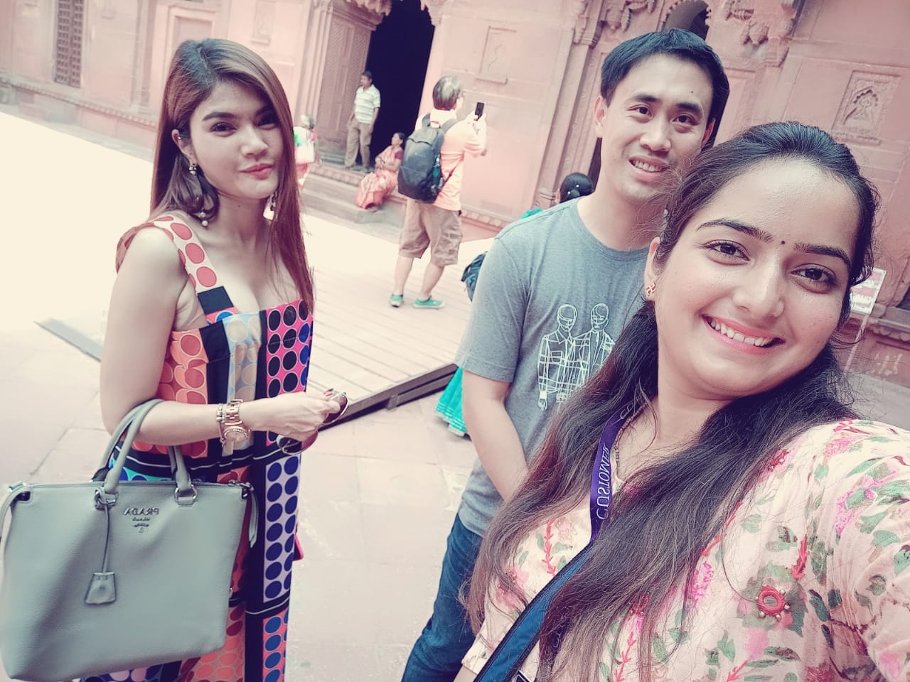 Delhi to Taj Mahal & Agra Day Tour by Gatimaan Express