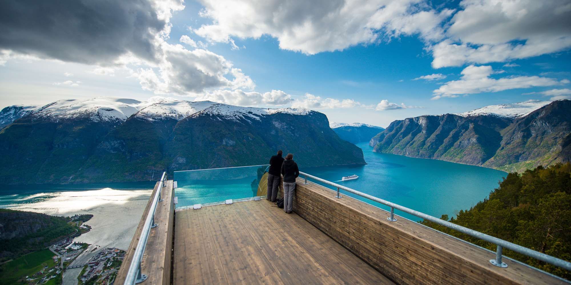 From Bergen: Guided Fjord Cruise, Stegastein Viewpoint & Flåm Day Trip
