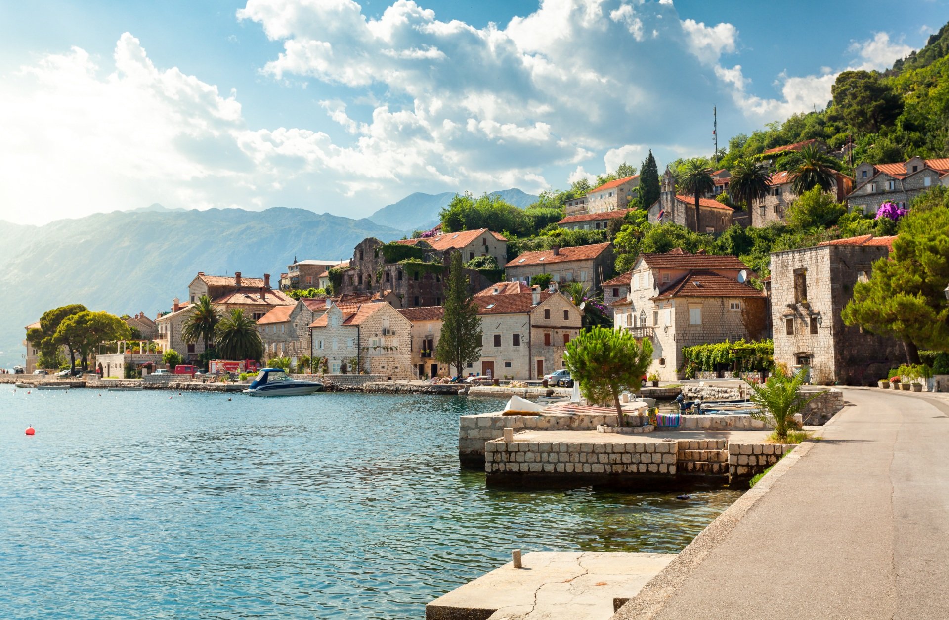 Private Full-Day Montenegro Coastal Tour from Dubrovnik