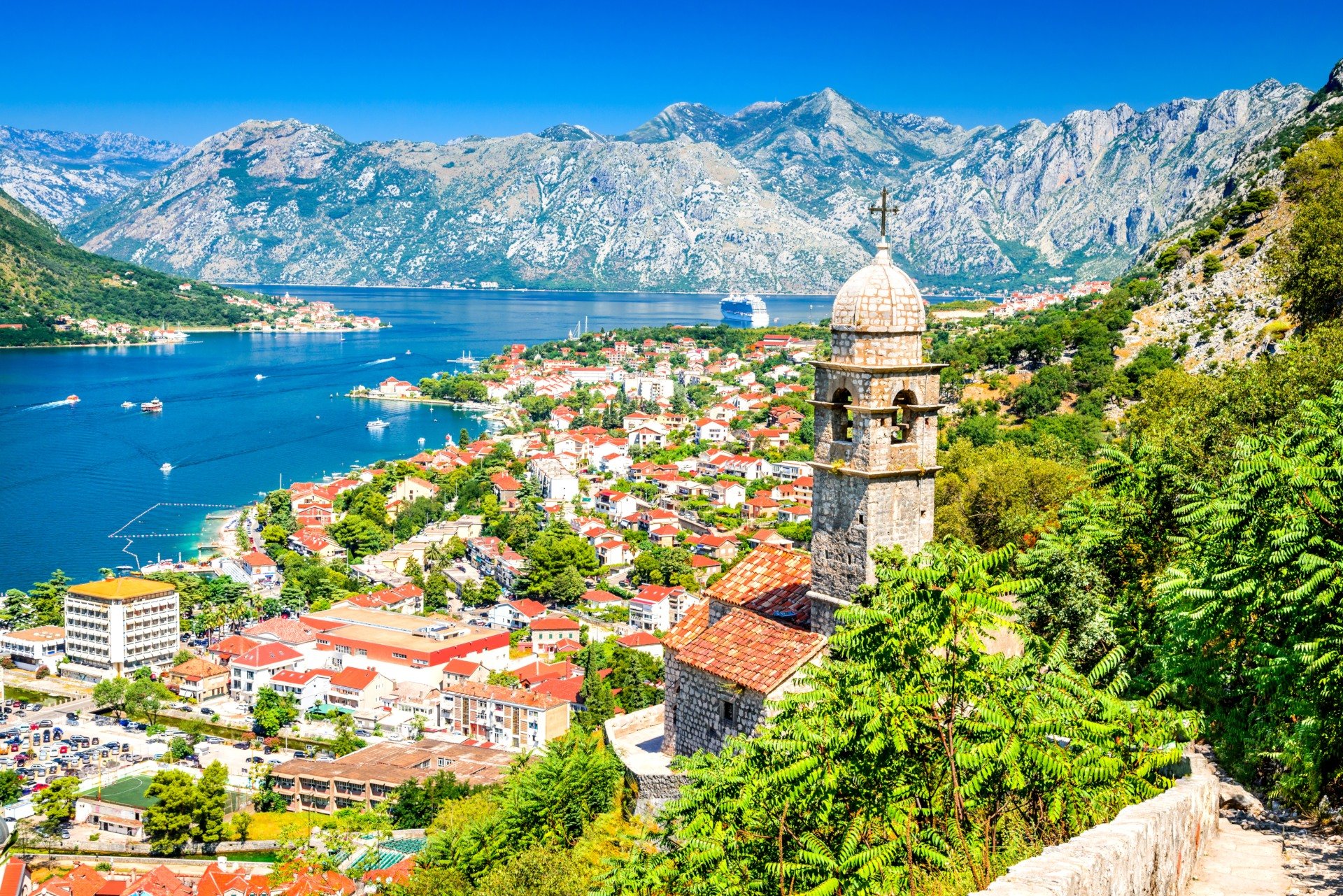Private Full-Day Montenegro Coastal Tour from Dubrovnik