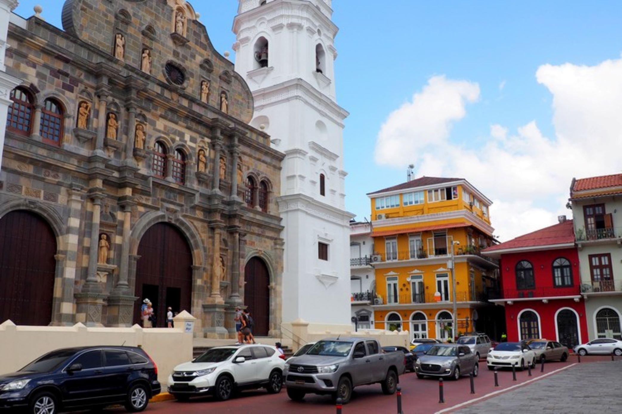 Private Panama City, Canal & Casco Viejo Explorer