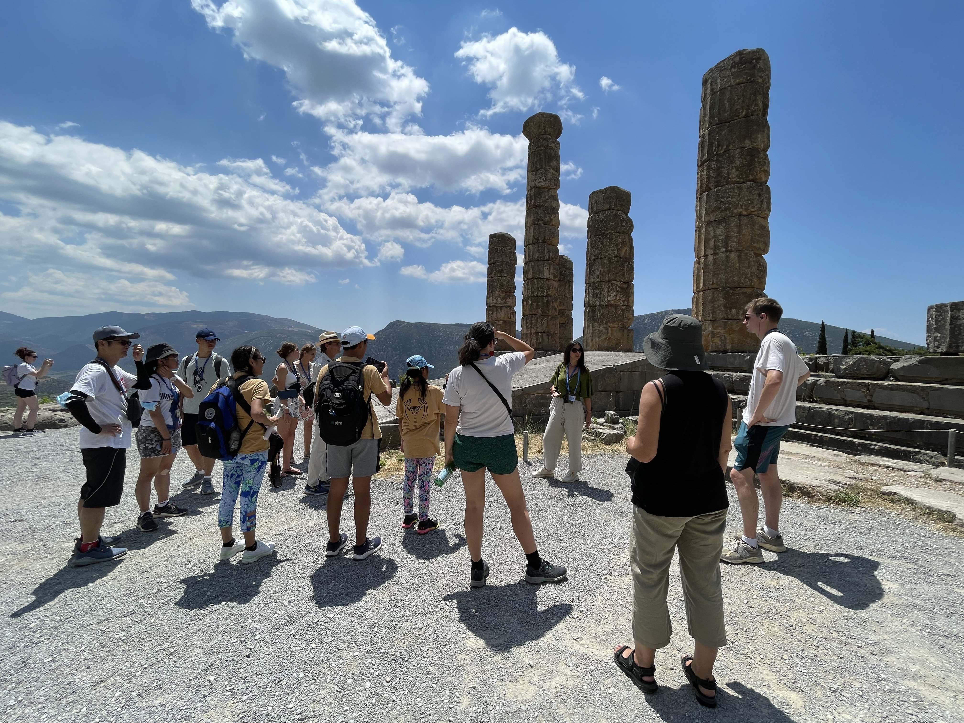 Athens: Delphi Oracle & Museum Tour with a Licensed Guide