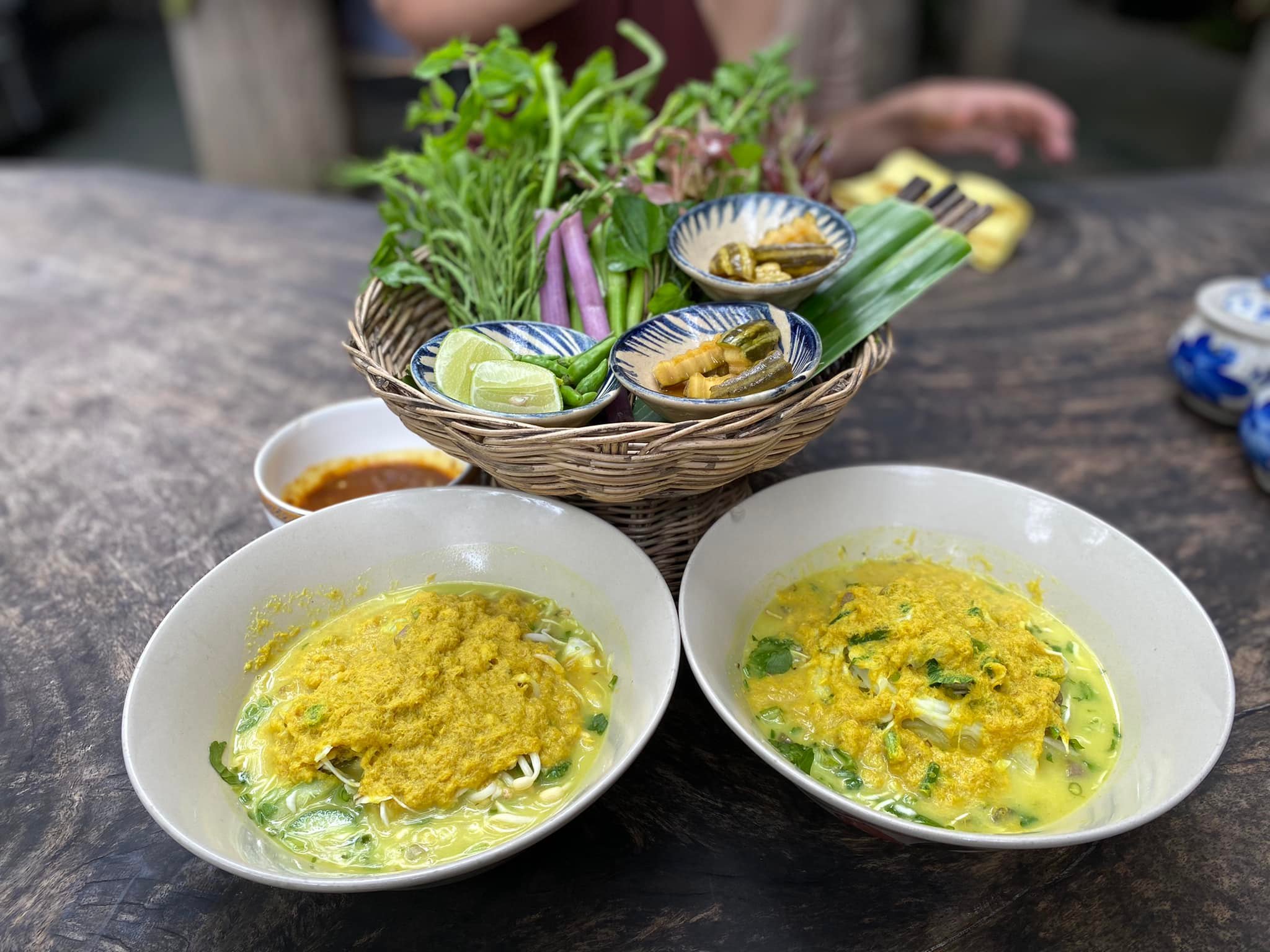Evening Foodie Vespa Tour in Siem Reap