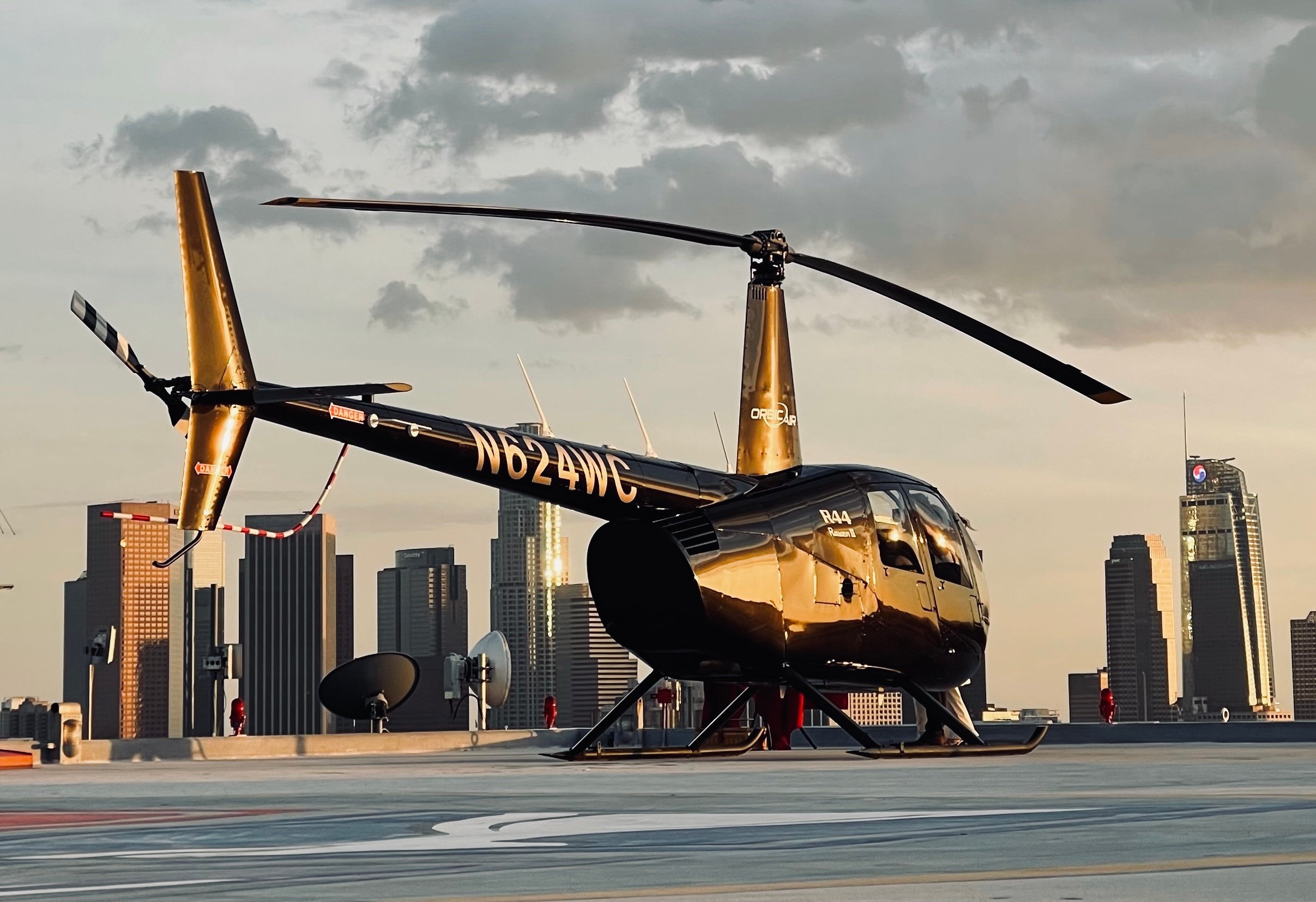 Private Downtown LA Helicopter Flight with Rooftop Champagne Landing