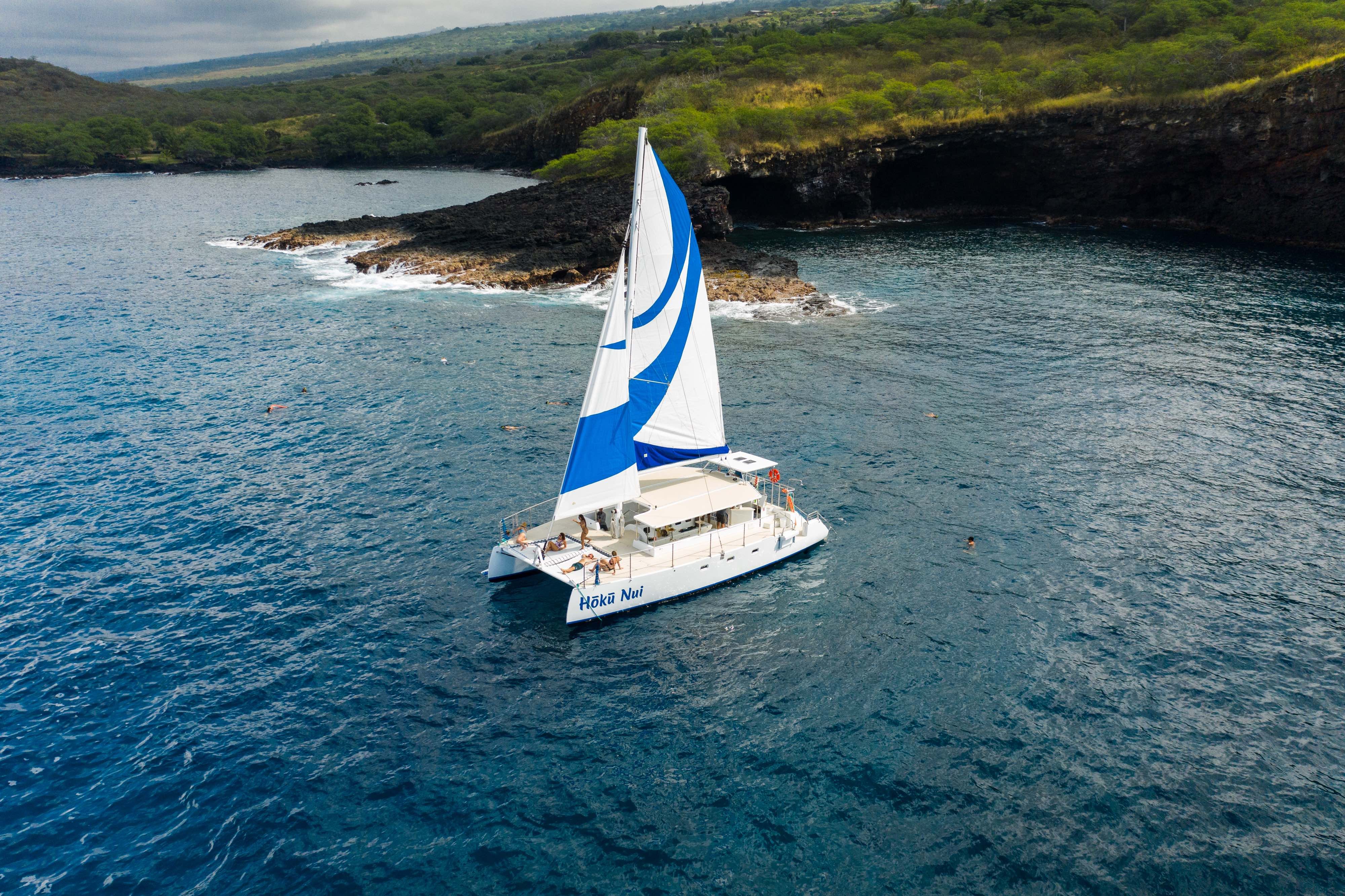 Big Island Morning Snorkel Sail to Captain Cook Monument