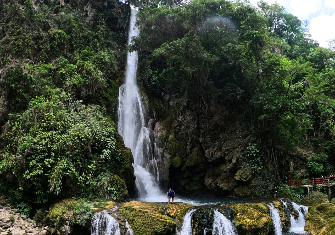 Micos & El Aguacate Waterfalls Nature Adventure