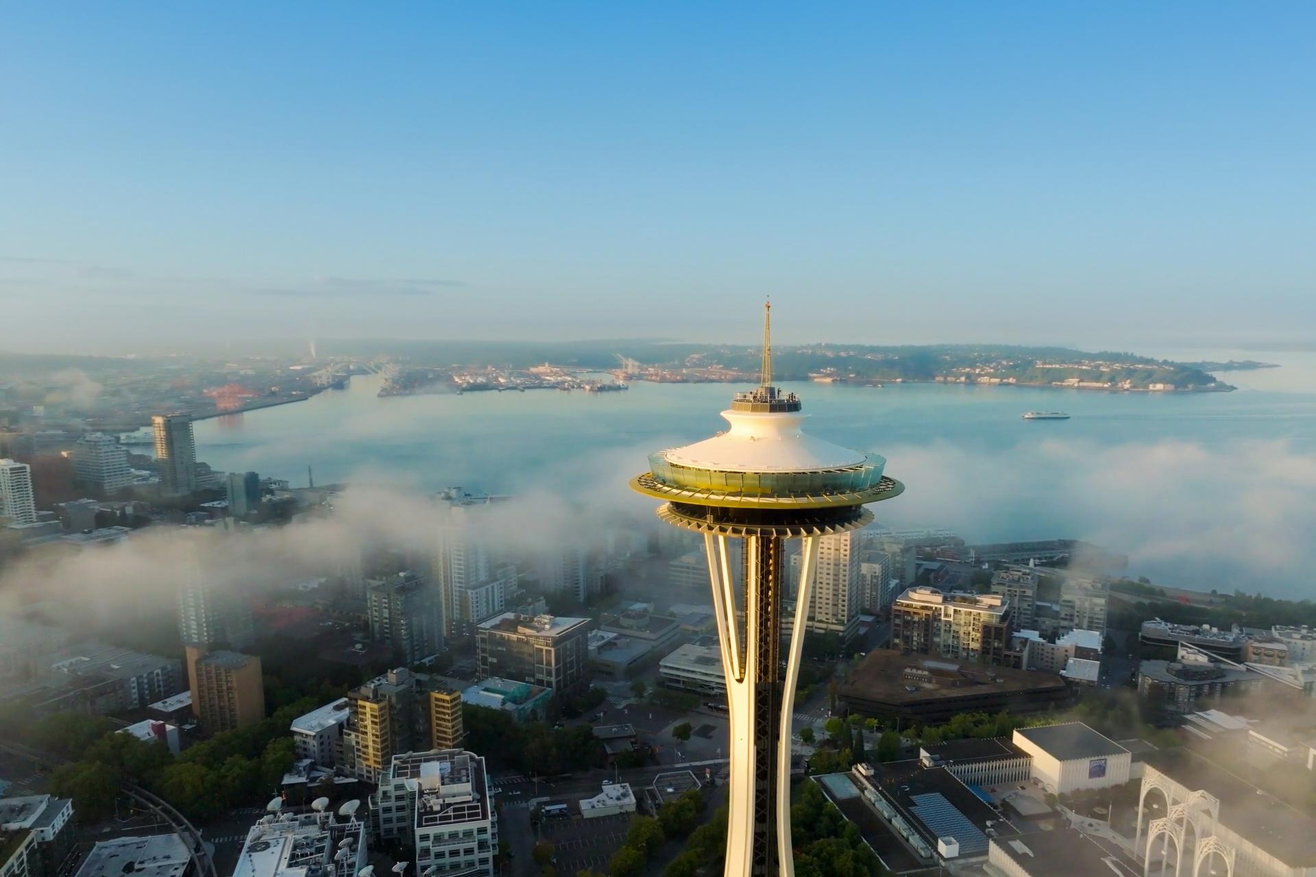 Space Needle Seattle — observation deck, glass floor, and Chihuly Garden and Glass — image 42