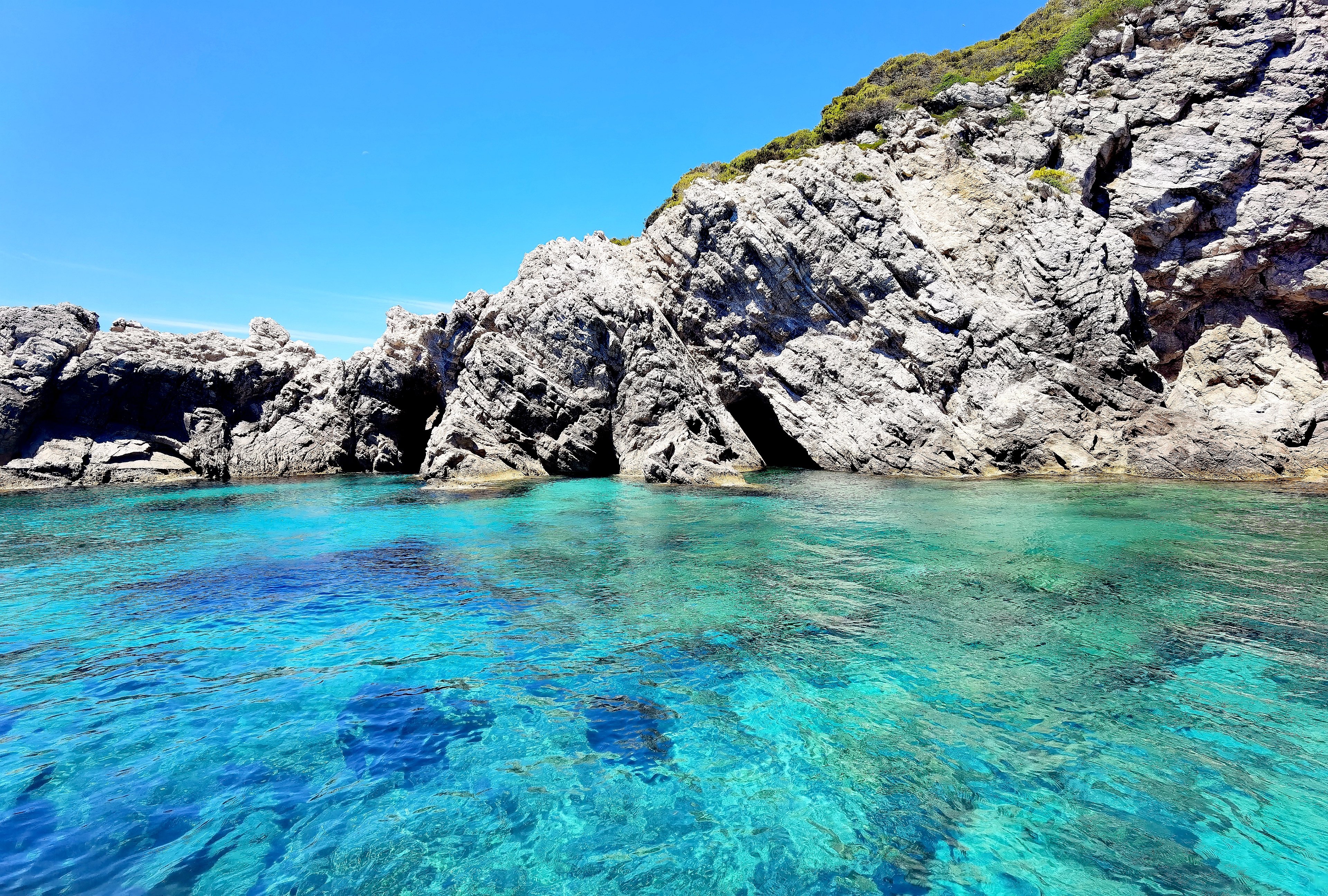 Dubrovnik: Elaphiti Islands Speedboat Tour with Blue Cave & Sunj Beach