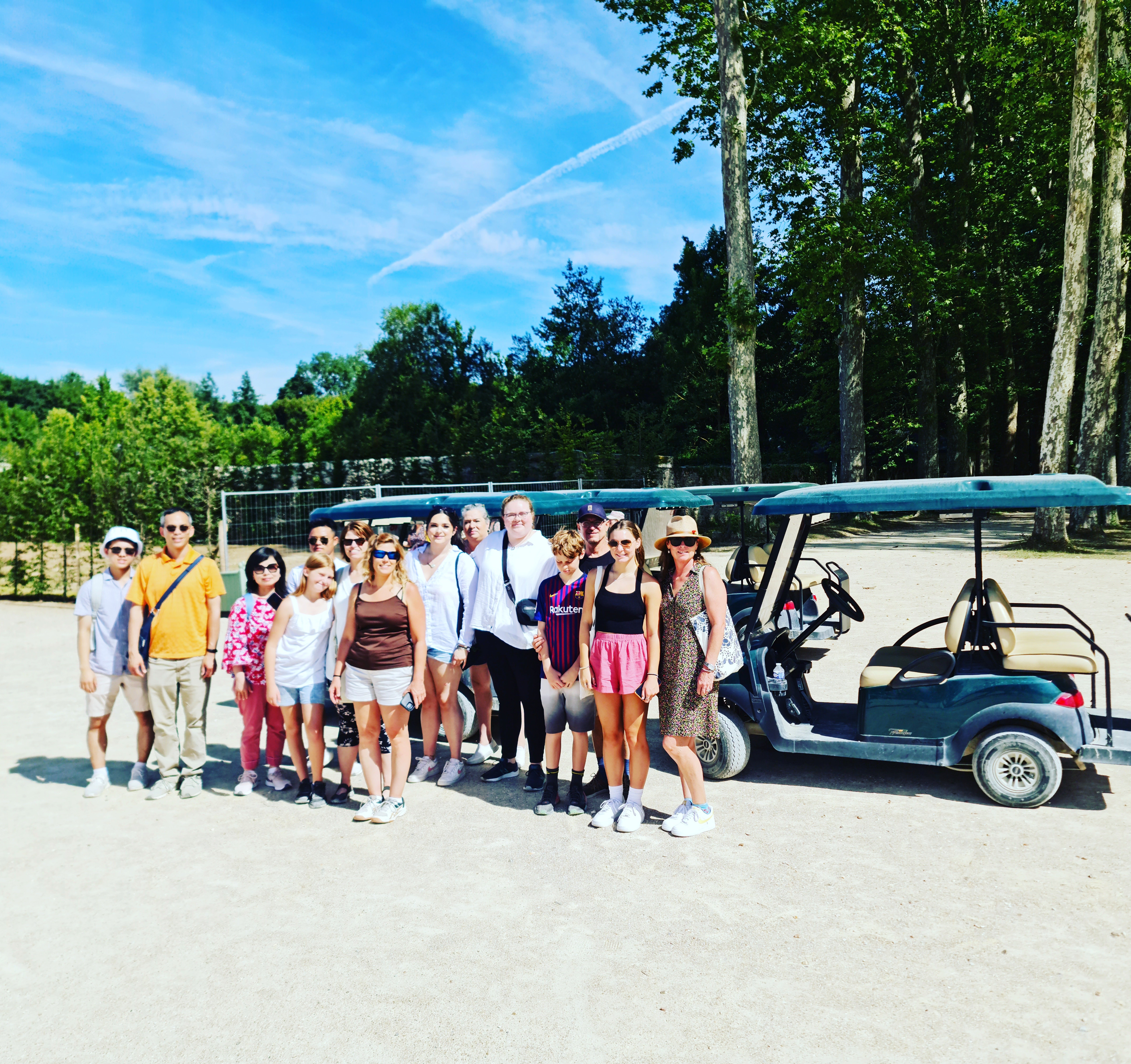 Versailles: Golfcarts & Bikes Guided Tour, Hamlet+Fountains