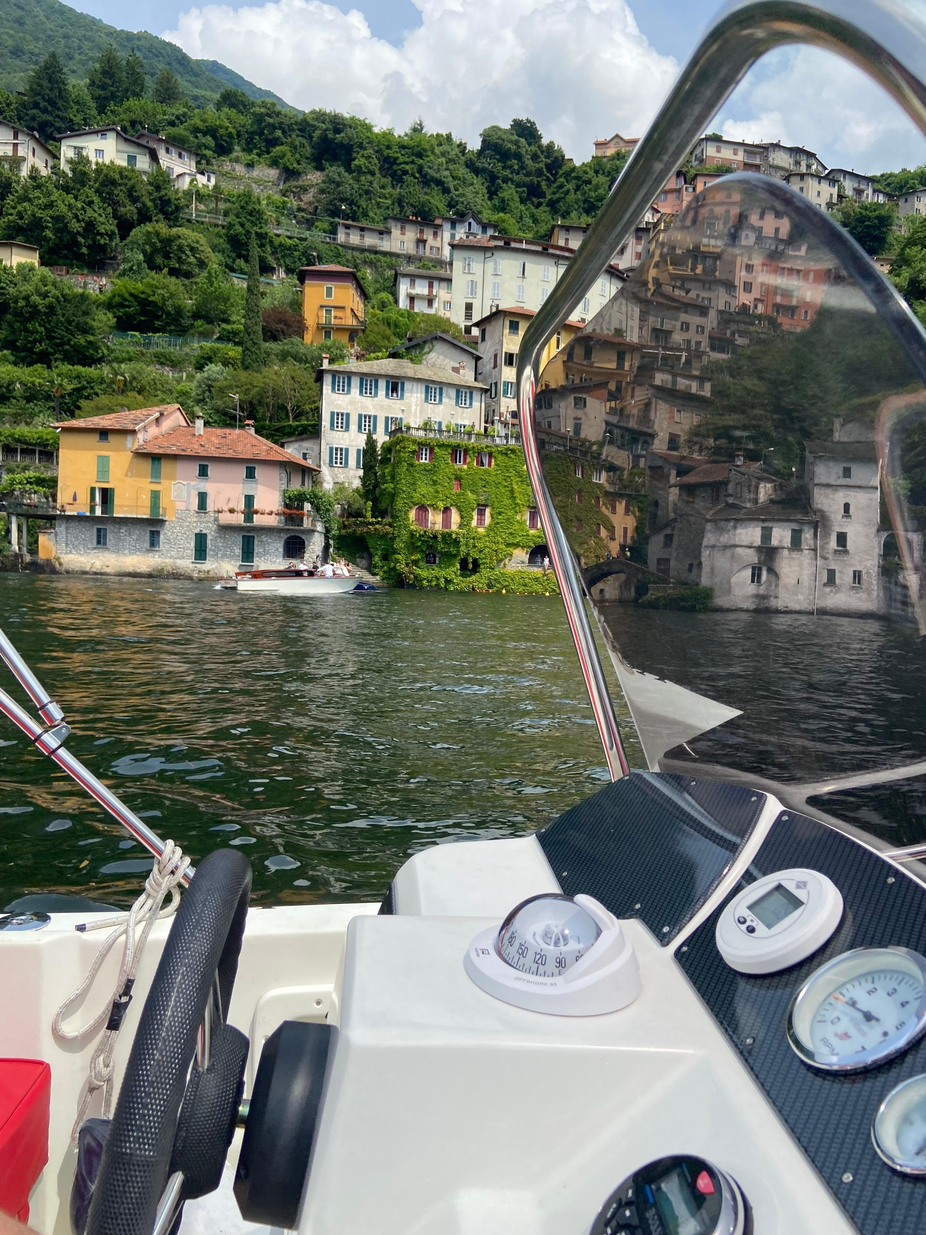 Lake Como Boat Rental – No License Needed - Self Drive