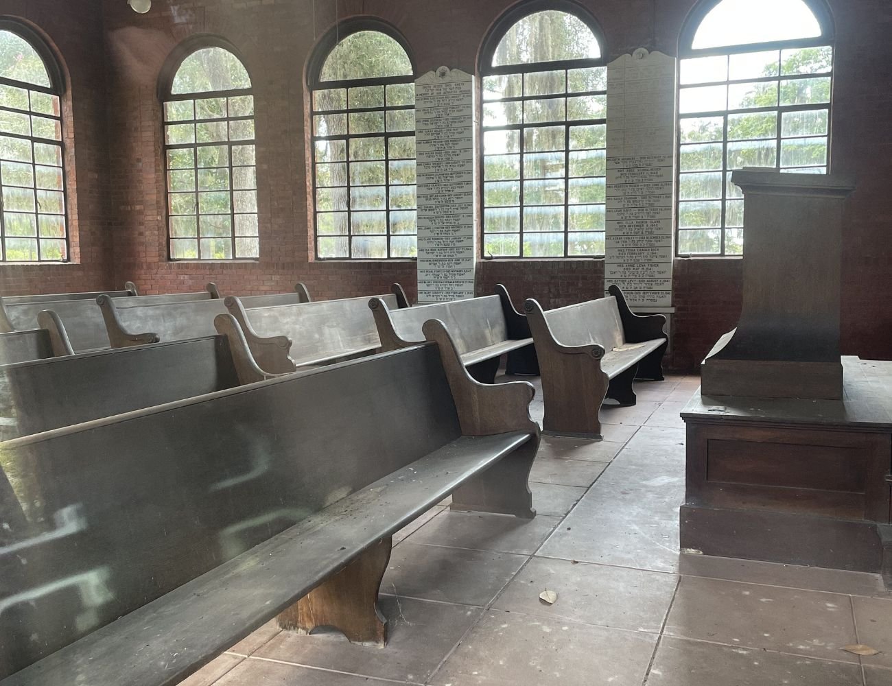 Tombs of Savannah: Bonaventure Cemetery Experience