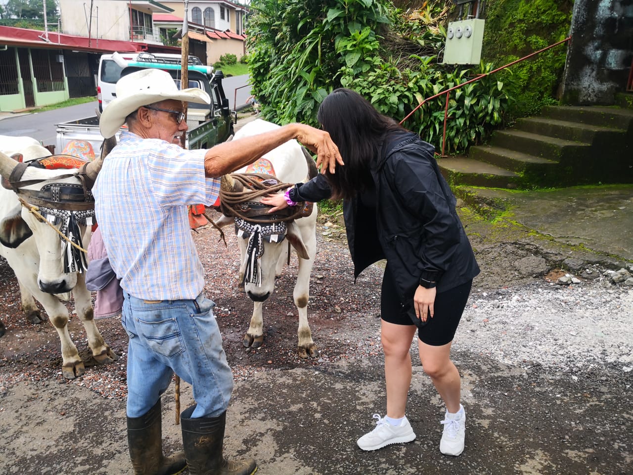 San José: Volcano, Waterfall & Coffee Farm Day Trip