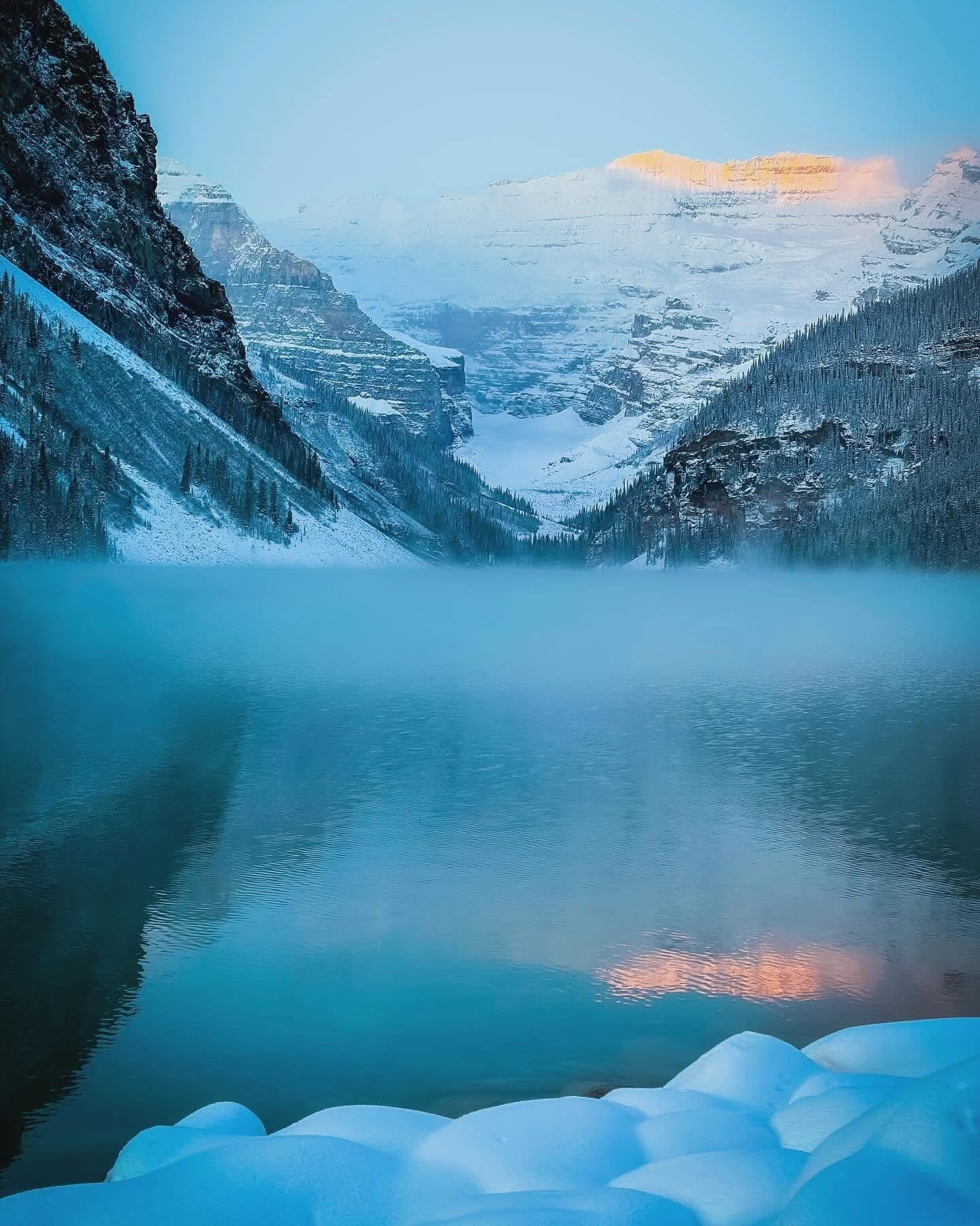 Icefields Parkway tour from Calgary — Columbia Icefield, Peyto Lake and Glacier Skywalk — image 6