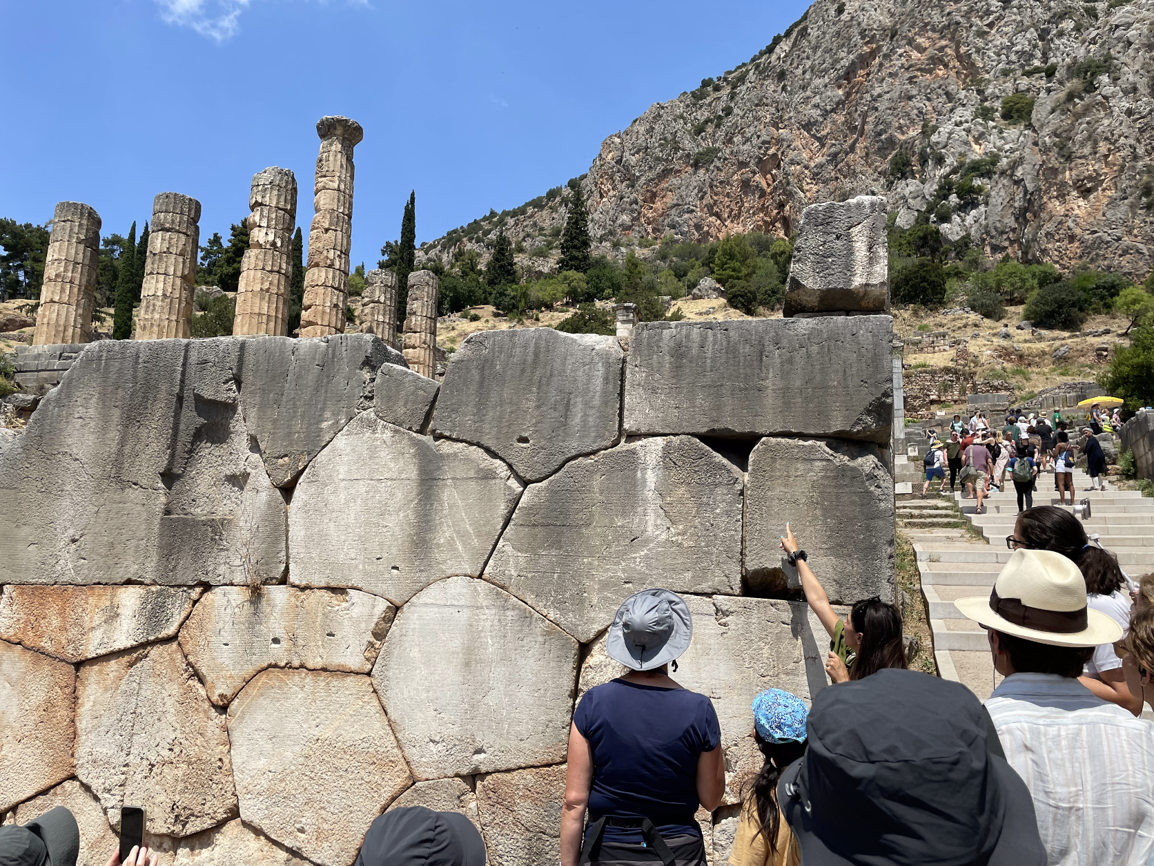Athens: Delphi Oracle & Museum Tour with a Licensed Guide