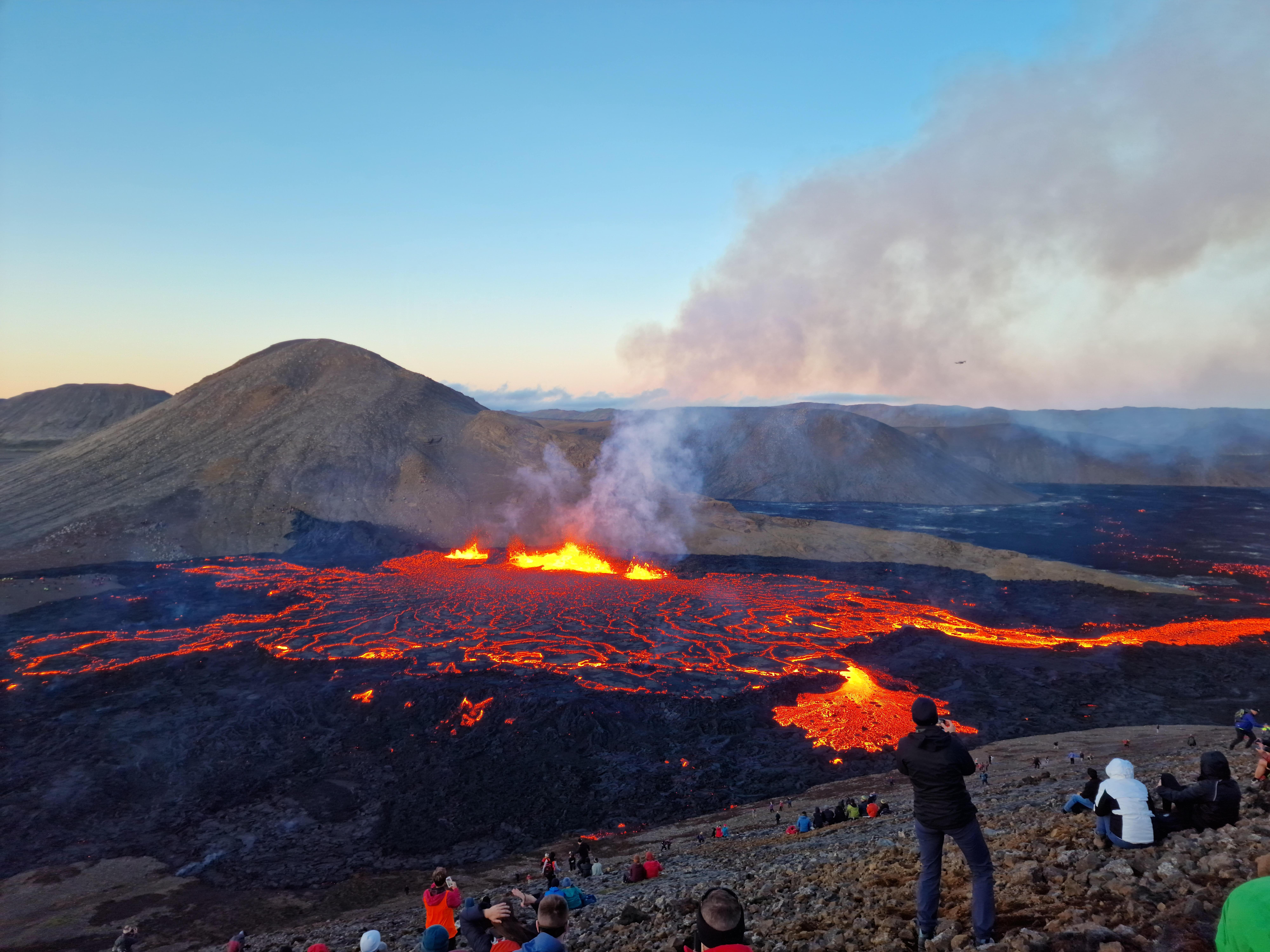 Reykjanes Peninsula volcano tour — lava fields and geothermal landscapes — image 18
