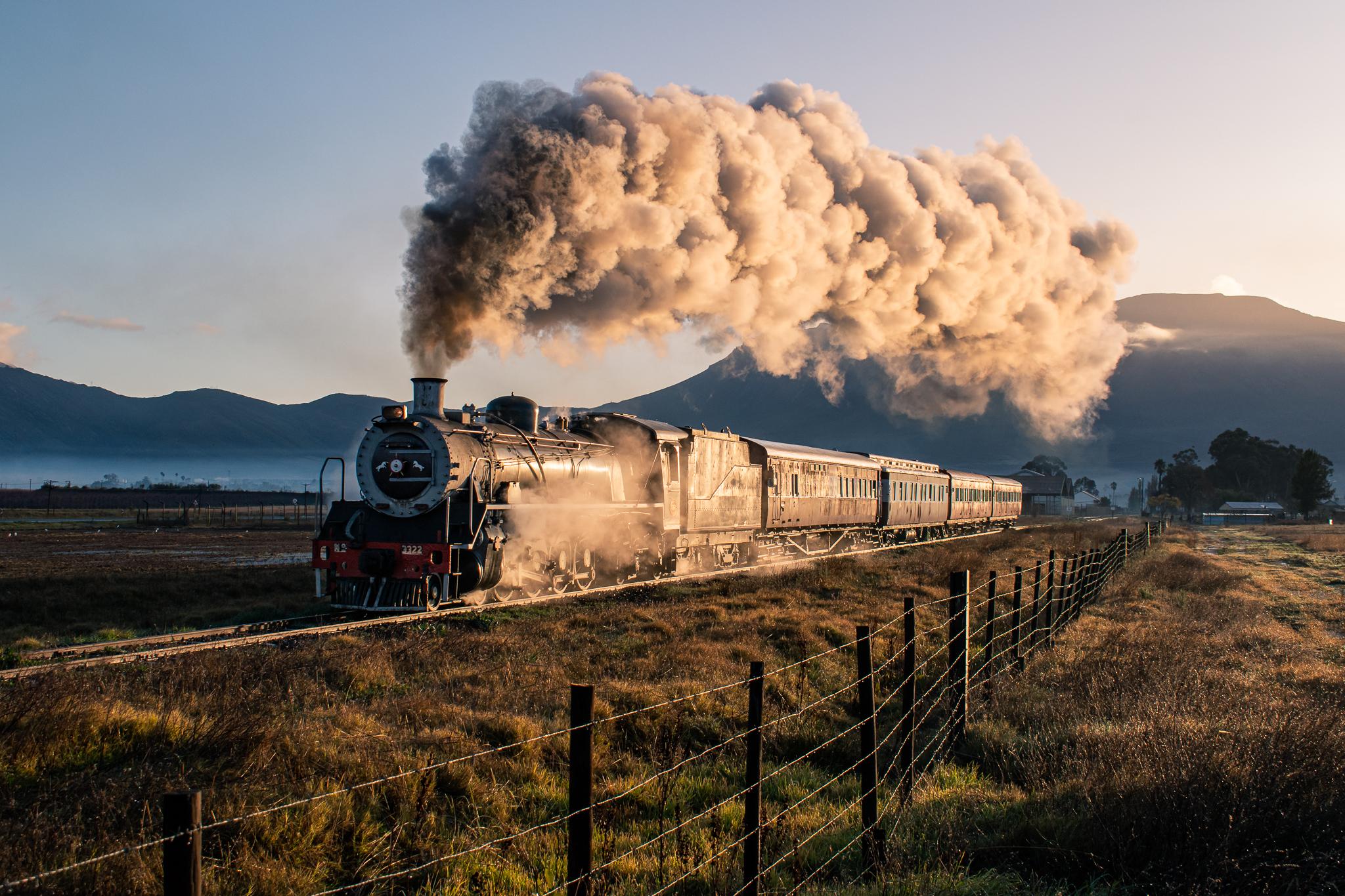 Vintage Train Journey to Elgin Railway Market