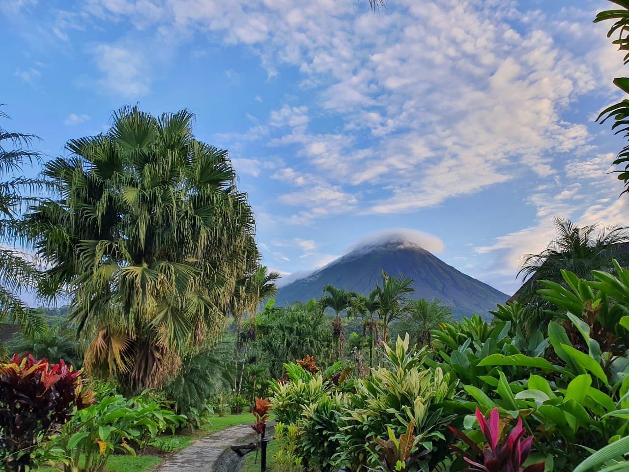 San José Airport to La Fortuna Private Transfer