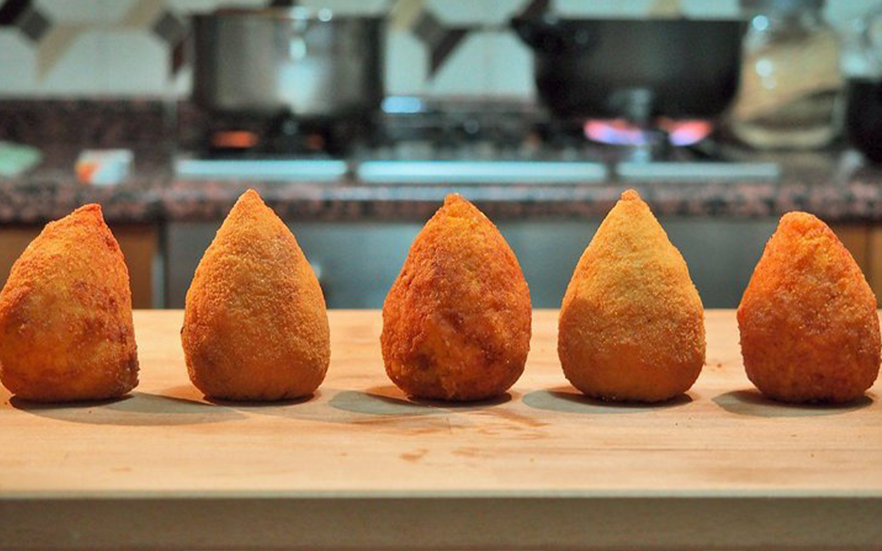 Hands-on Sicilian Arancino Workshop in Taormina