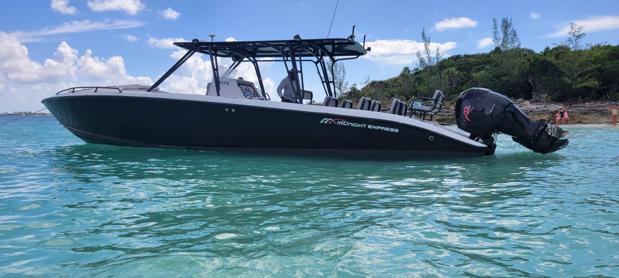 Nassau 3-Island Speedboat Adventure: Pigs, Turtles & Snorkeling