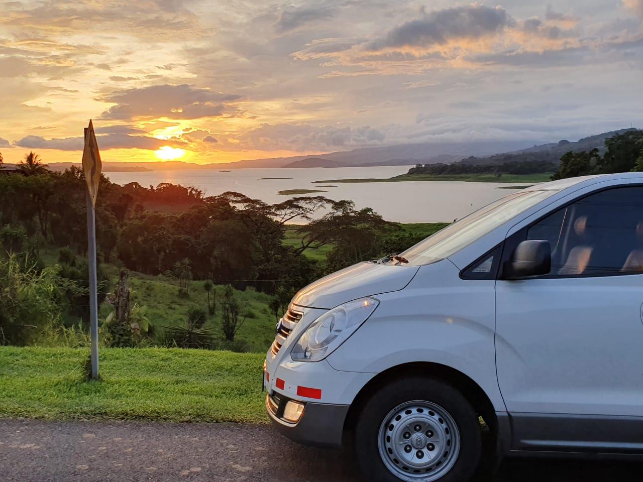 San José Airport to La Fortuna Private Transfer