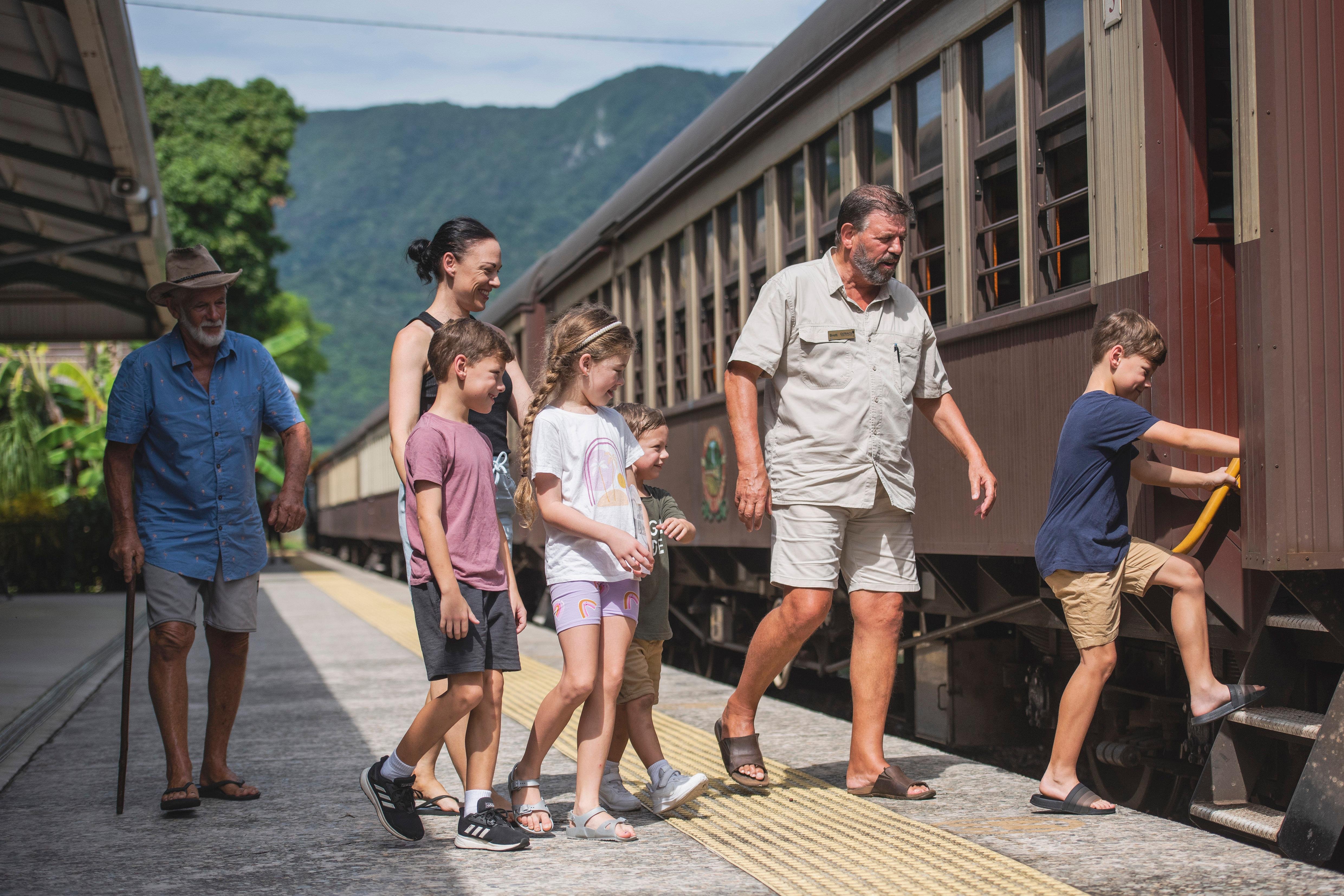 Kuranda Rainforest Day Trip: Skyrail Gondola & Scenic Train from Port Douglas