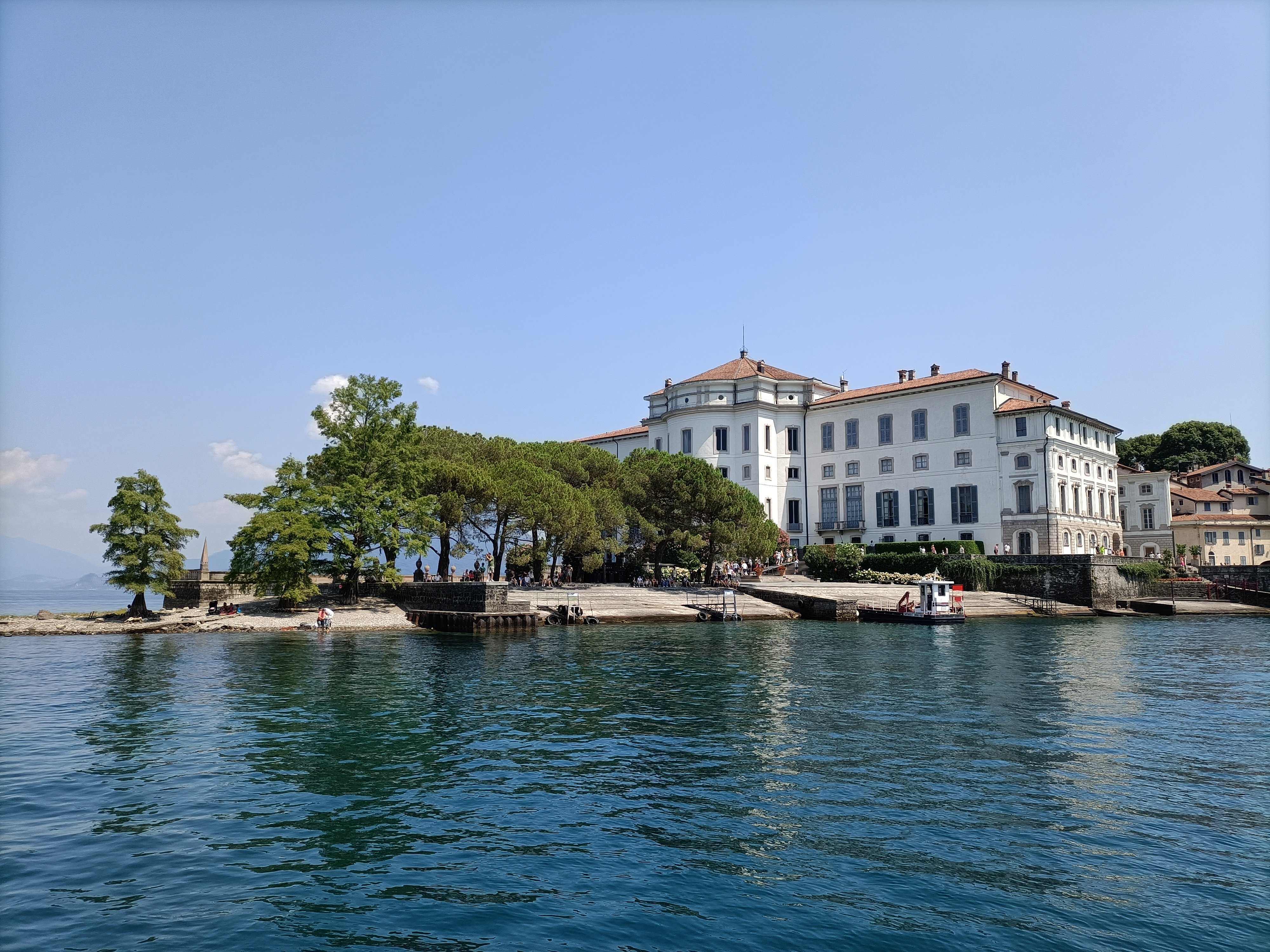 Lake Maggiore Island Hopping: Baveno to Borromean Islands