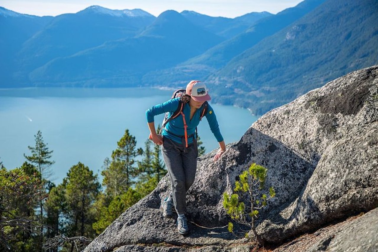 Stawamus Chief Summit Hike & Craft Brewery Experience