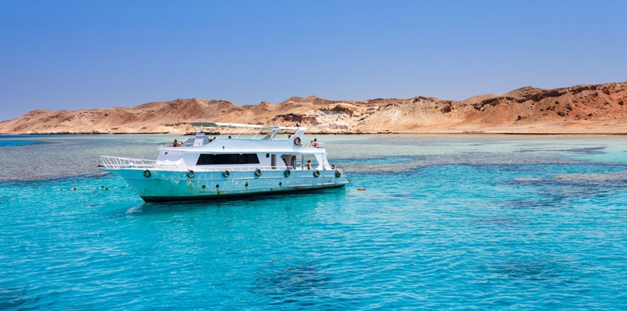 Sharm El Sheikh Glass-Bottom Submarine Tour with Hotel Transfer