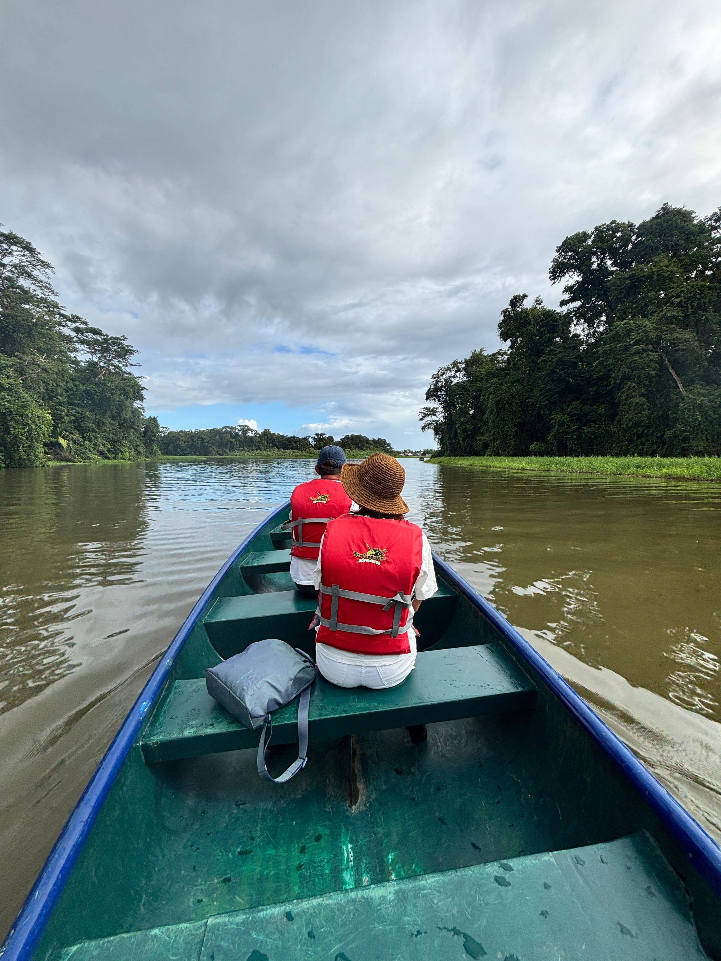 Tortuguero 2-Day Eco Adventure: Canoe, Jaguar Trail, Night Walk & Turtle Nesting