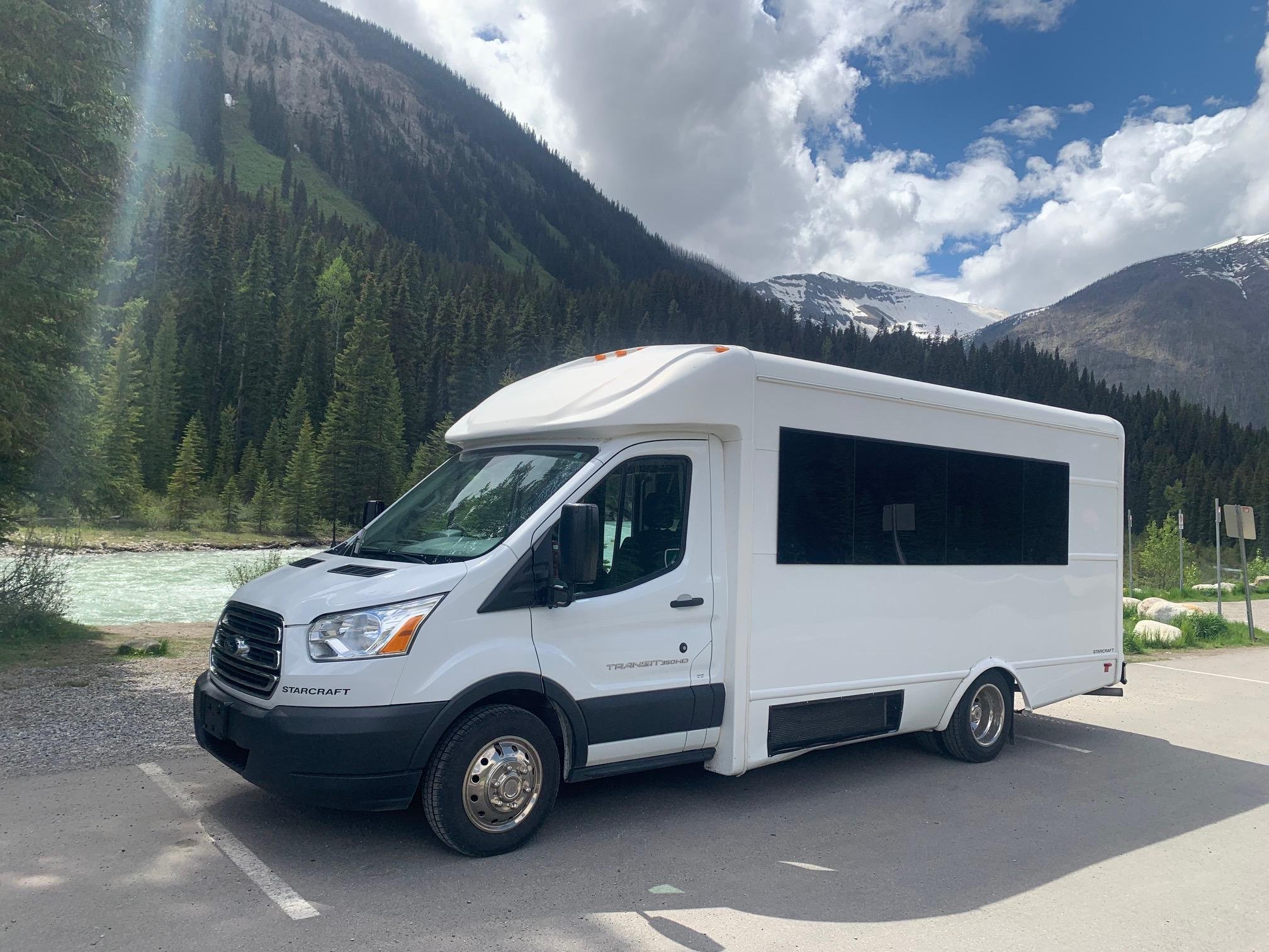 Calgary Airport Transfer to/from Canmore, Banff, Lake Louise - 2026 (Verified Reviews)