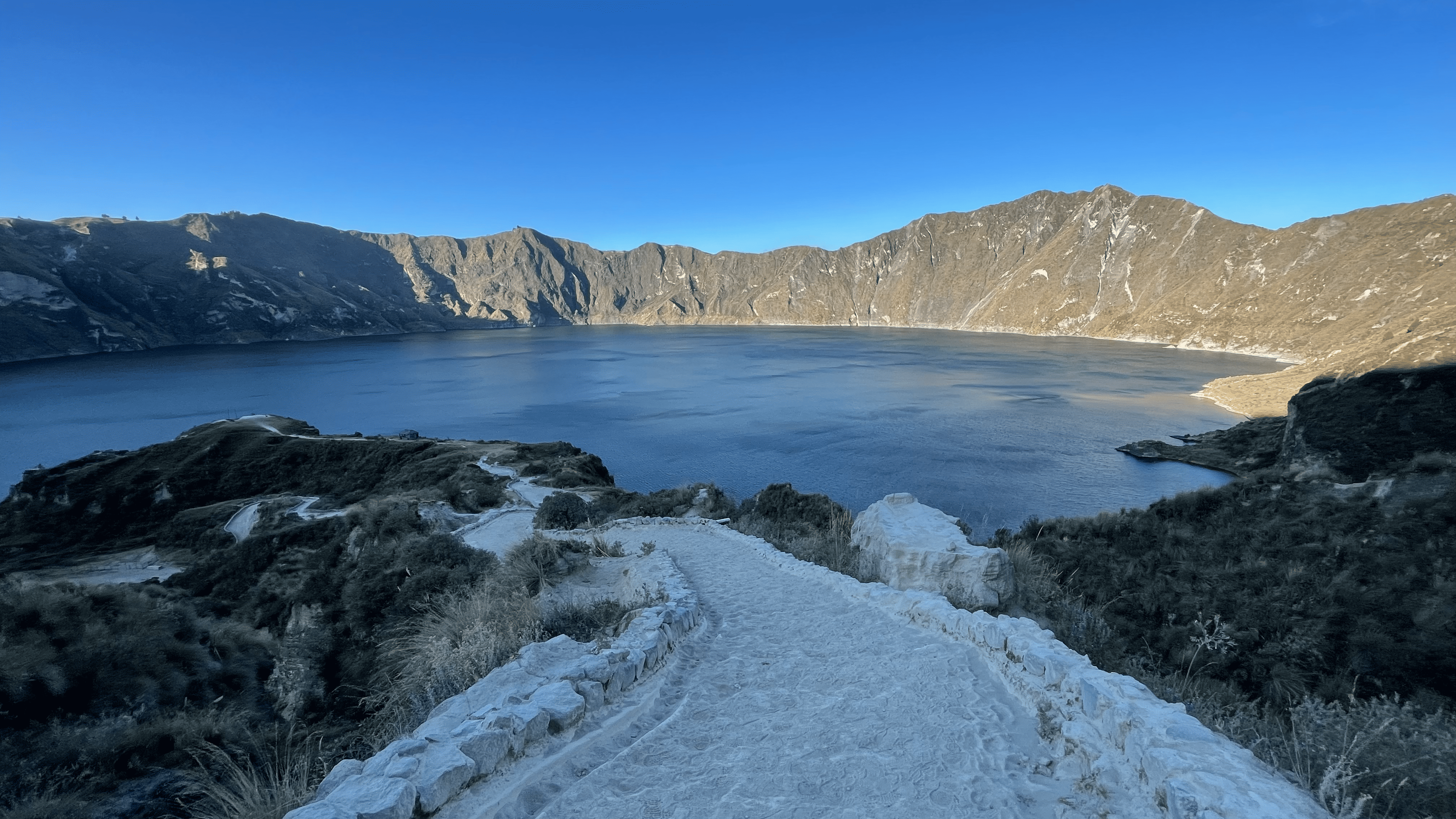 Cotopaxi & Quilotoa Full-Day Tour from Quito