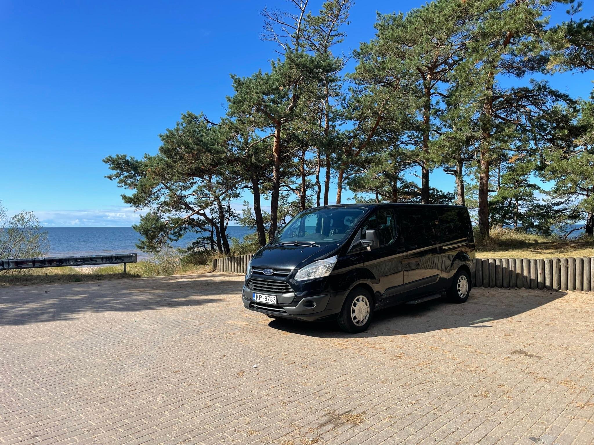 Private Tallinn to Riga Transfer with Coastal & Castle Stops