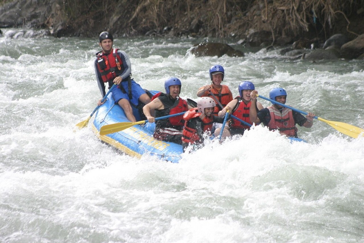 Costa Rica white water rafting on the Balsa and Pacuare rivers — rafting photo 2