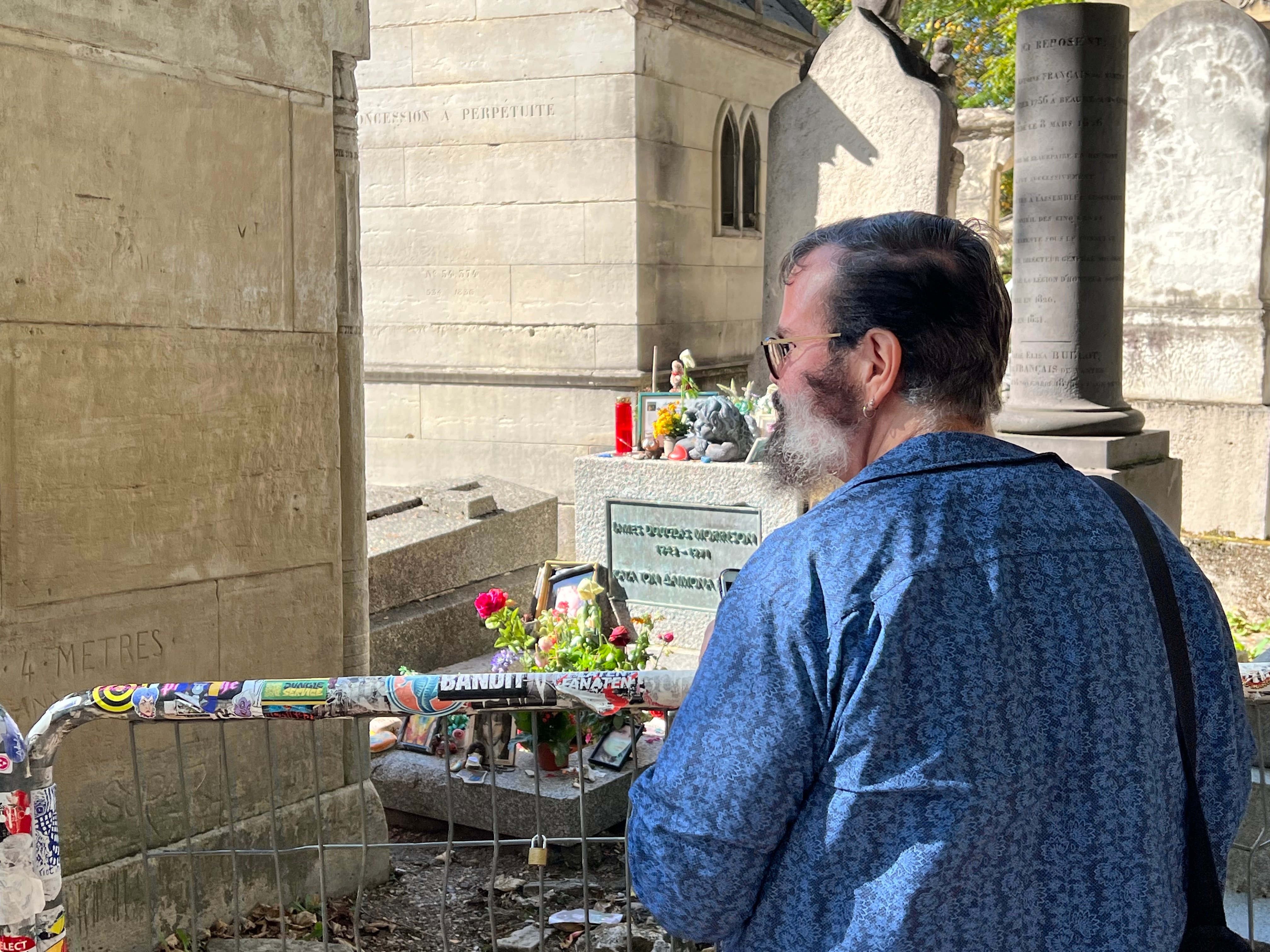 Père Lachaise Cemetery tour in Paris — image 1