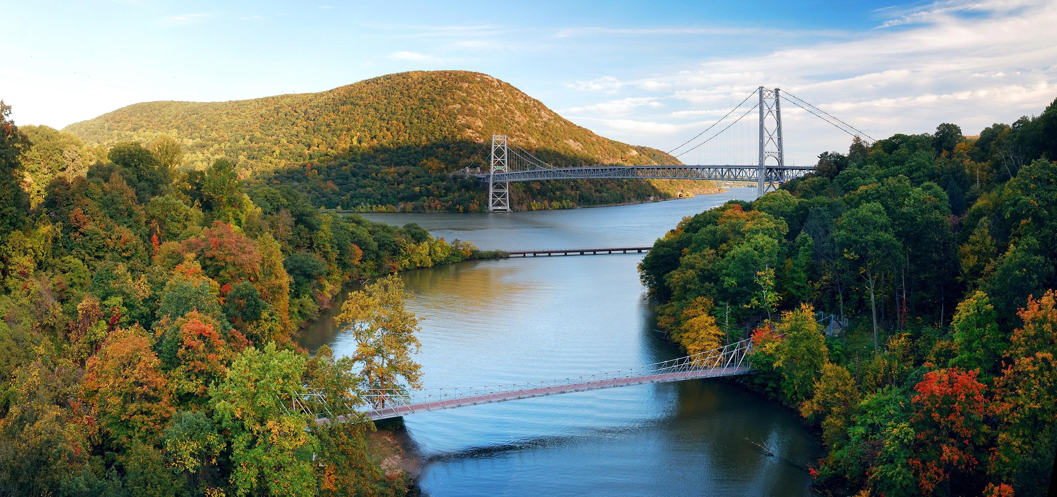 Hudson Valley Fall Foliage Private Yacht Charter