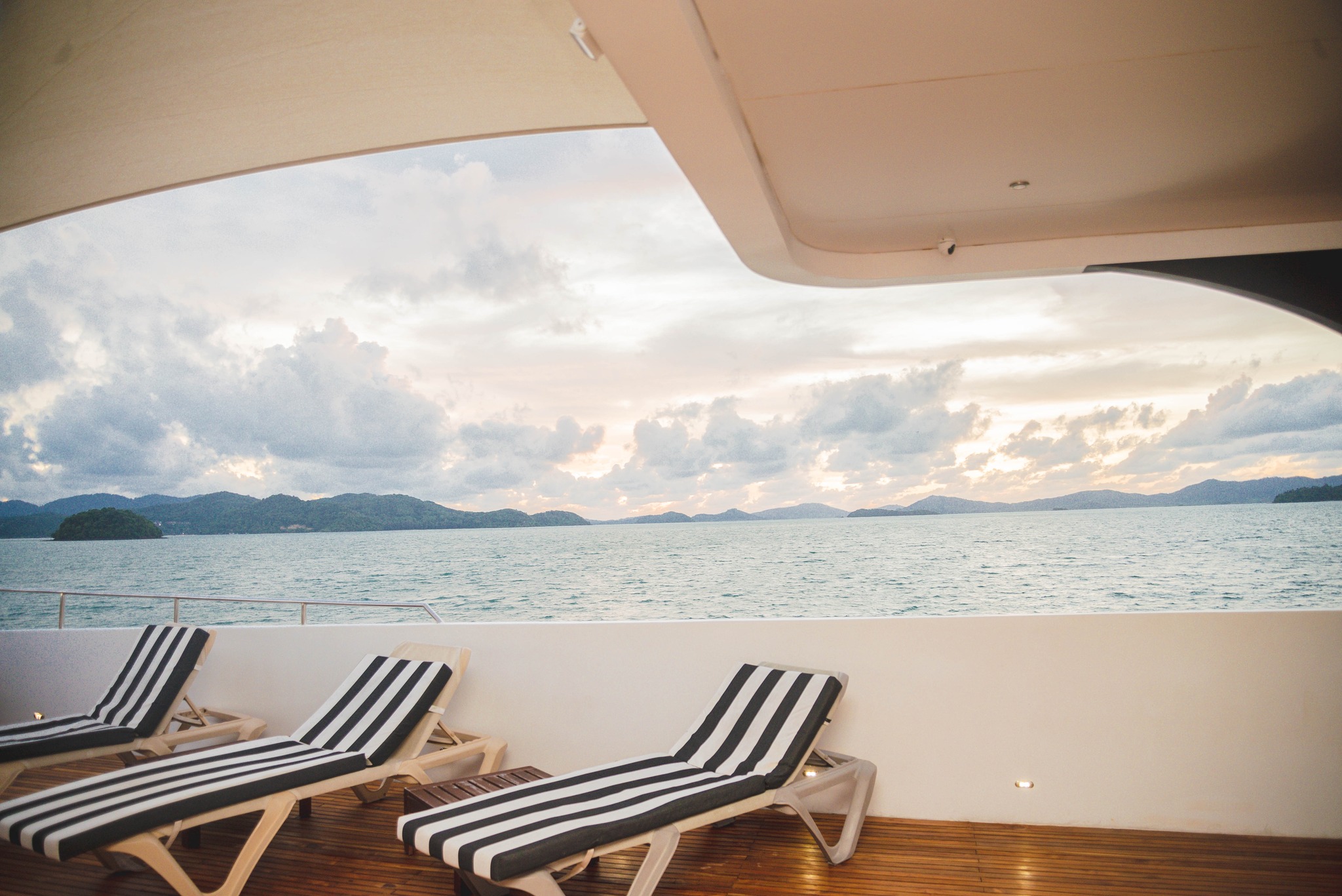 Luxury Phang Nga Bay & James Bond Island Sunset Cruise