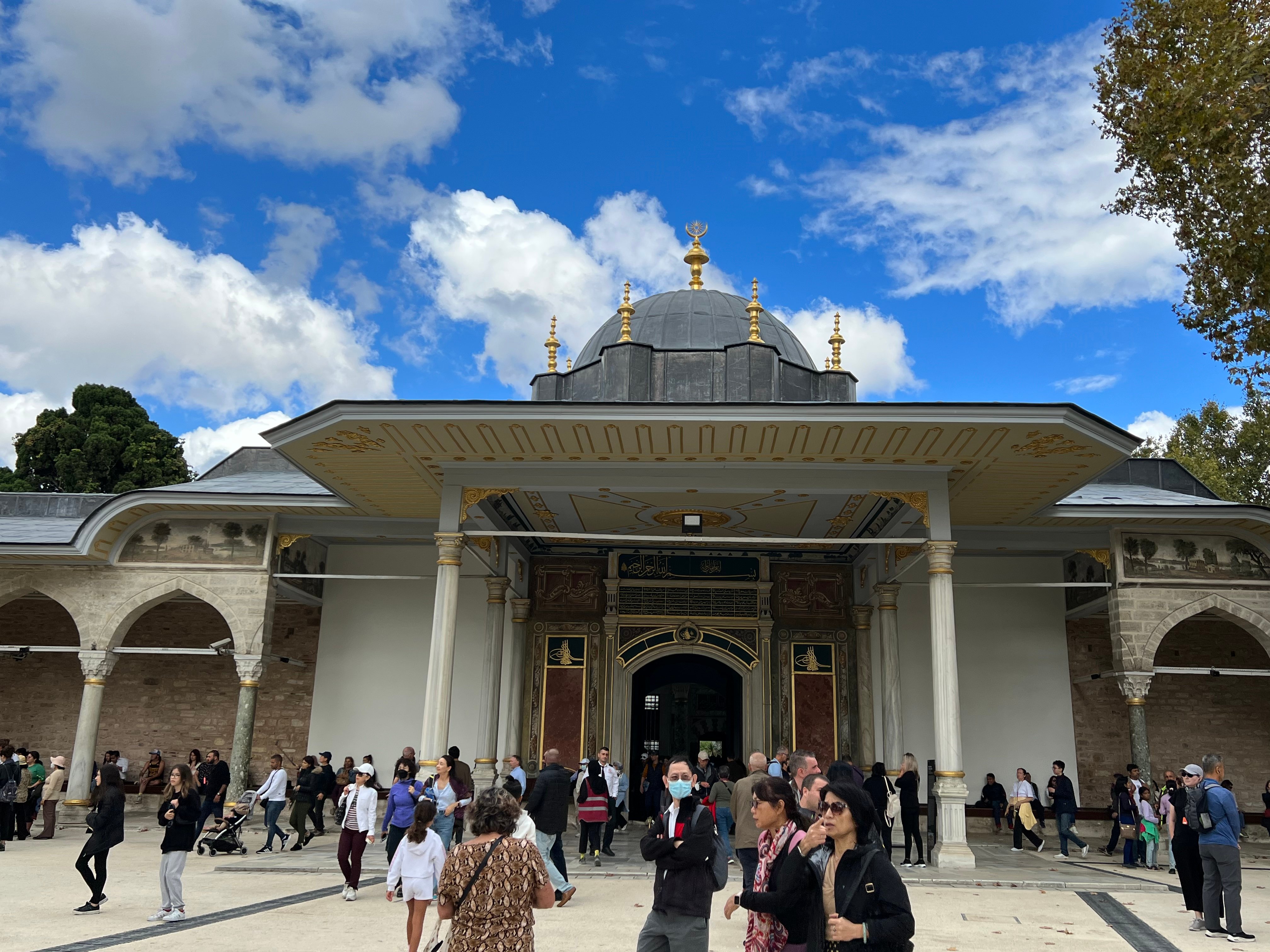 Topkapi Palace & Harem Priority Access Guided Tour