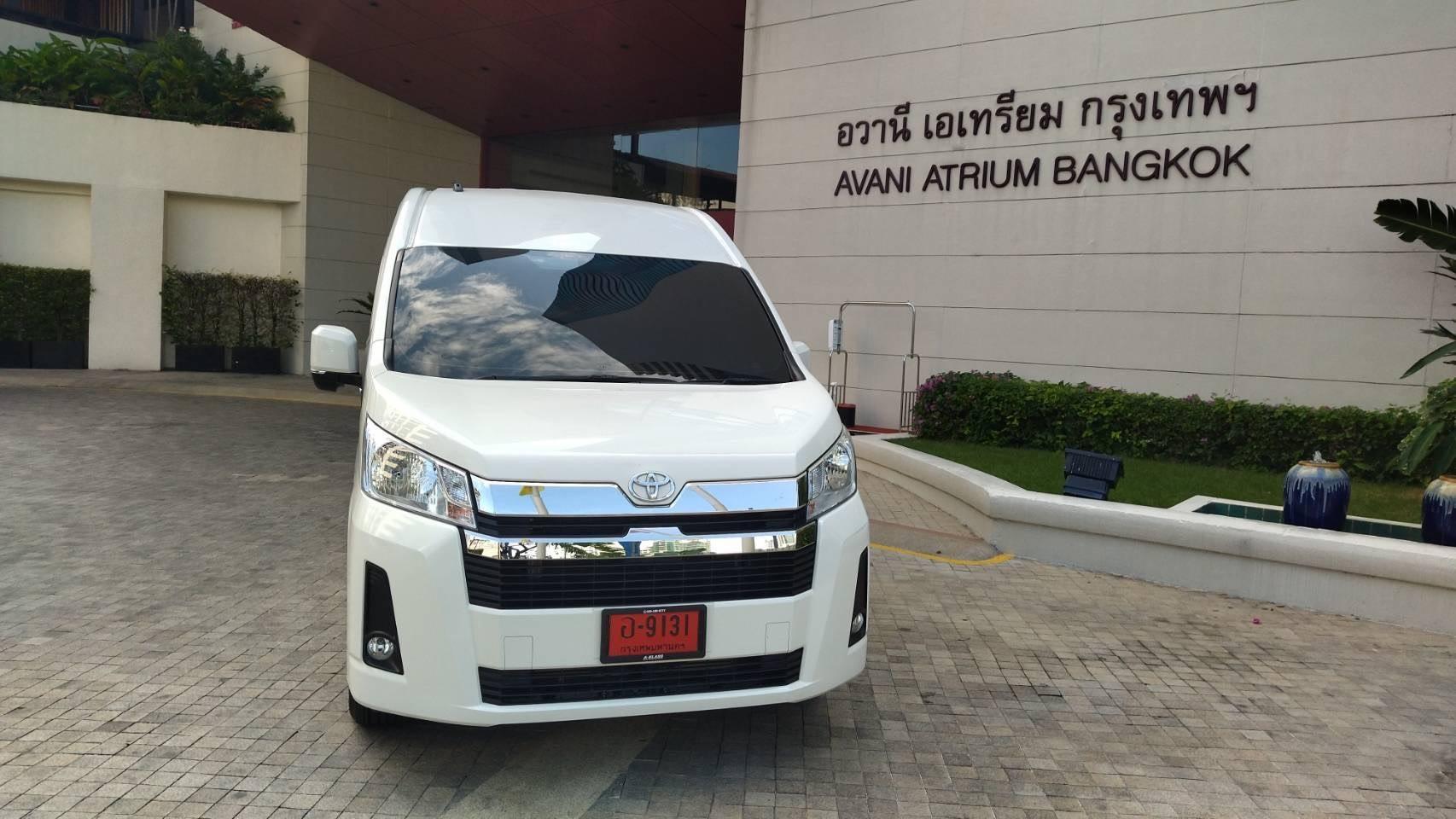 Bangkok Private Luxury Chauffeur Service