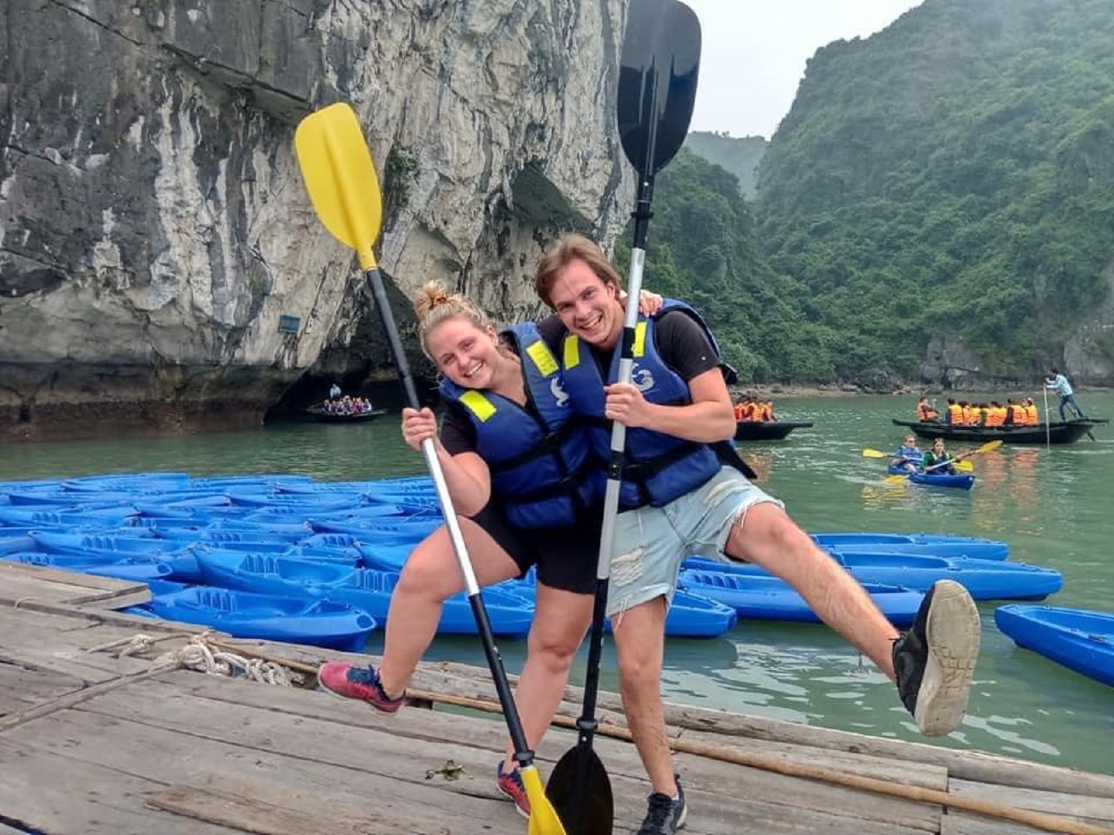 Halong Bay Day Cruise: Caves, Kayaking & Seafood Lunch