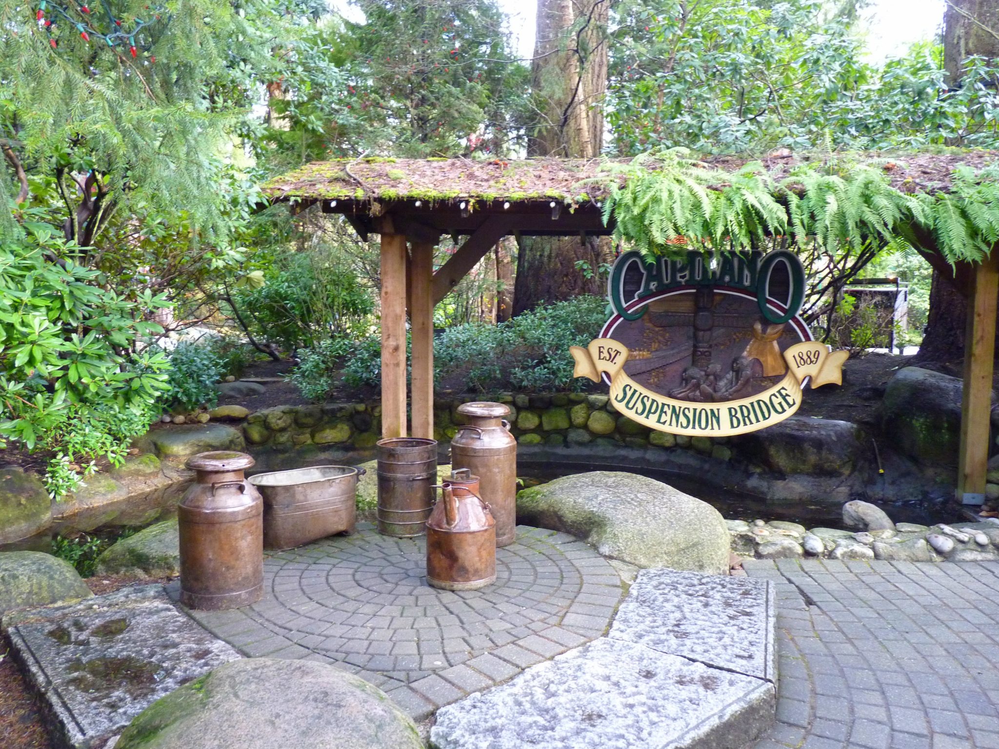 Vancouver Highlights & Capilano Suspension Bridge Private or Small Group Tour