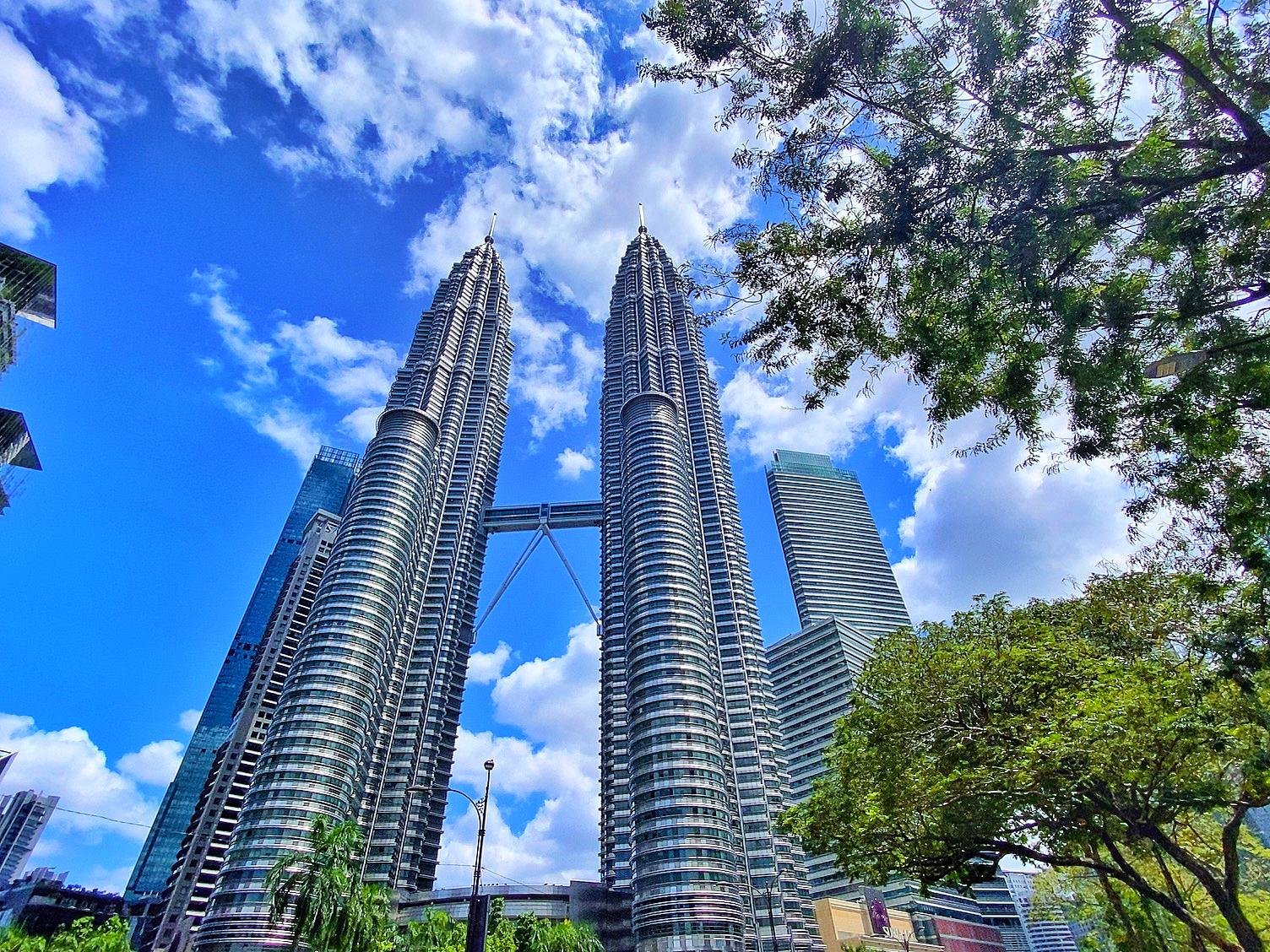 Kuala Lumpur: Petronas Twin Towers Skip-the-Line E-Ticket