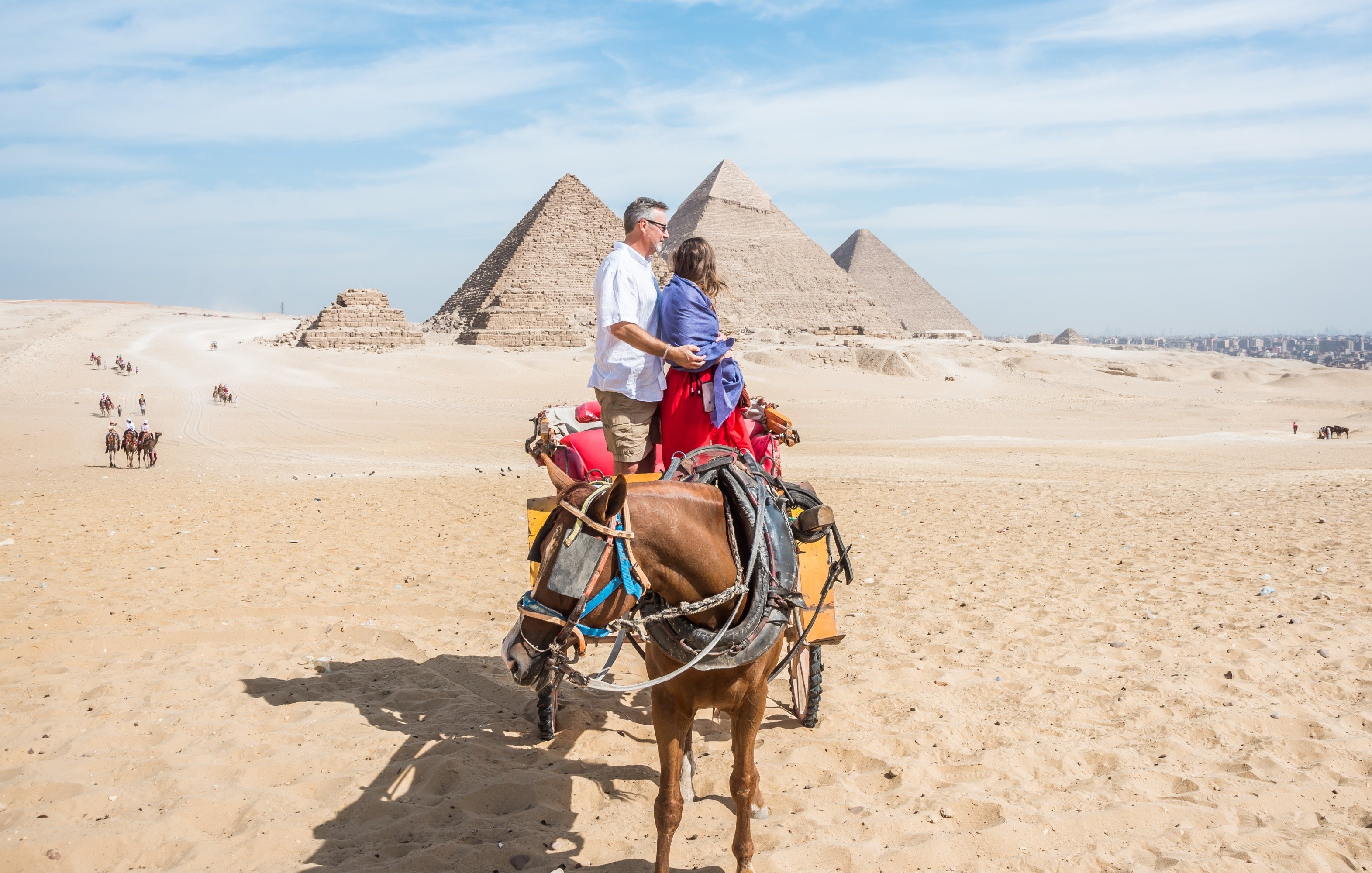 Cairo: Half-Day Giza Pyramids Excursion by Camel or Carriage