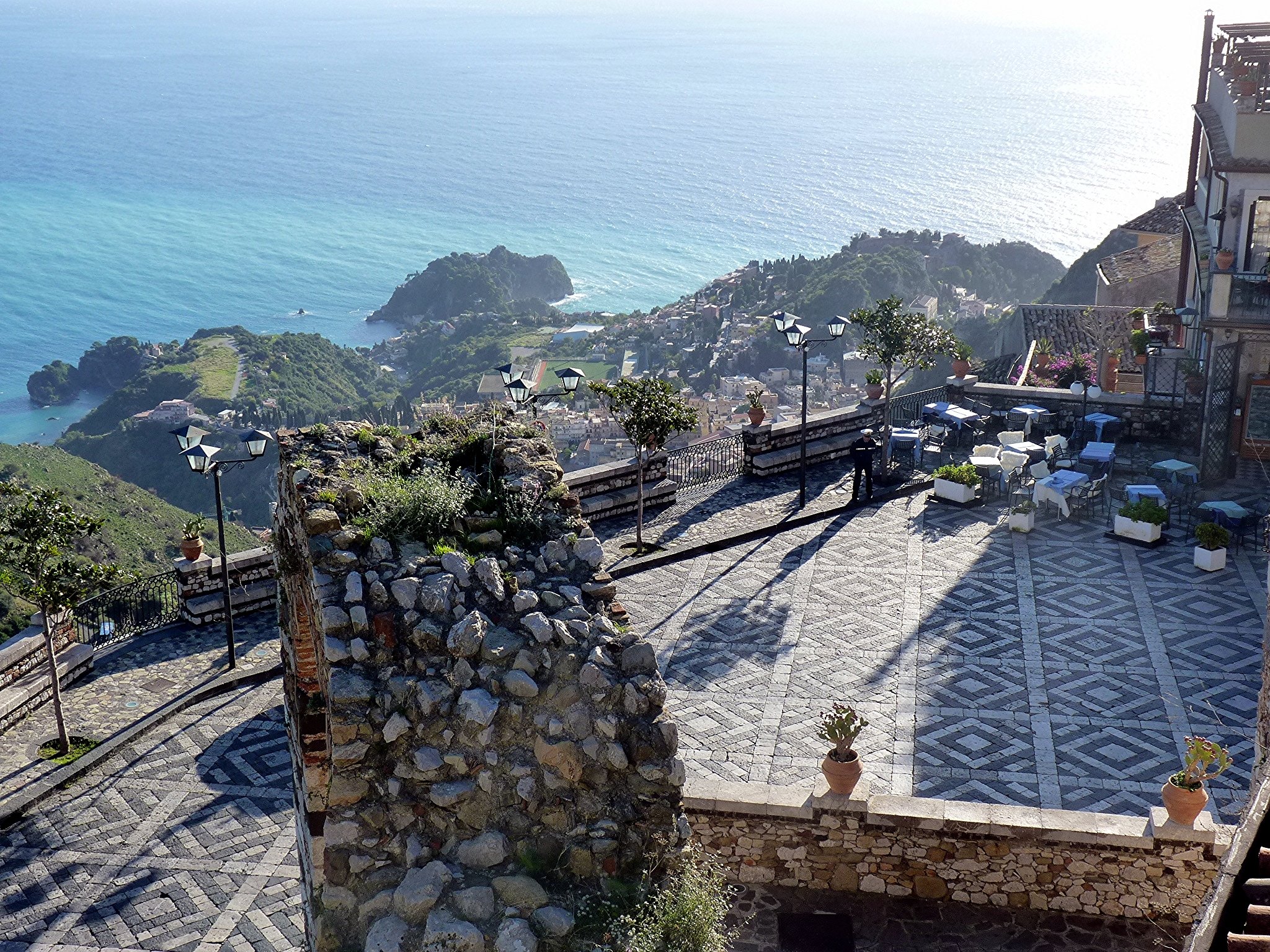 The White Lotus land tour from Catania to Giardini Naxos, Castelmola and Taormina - Taormina, Sicily (1 of 13)