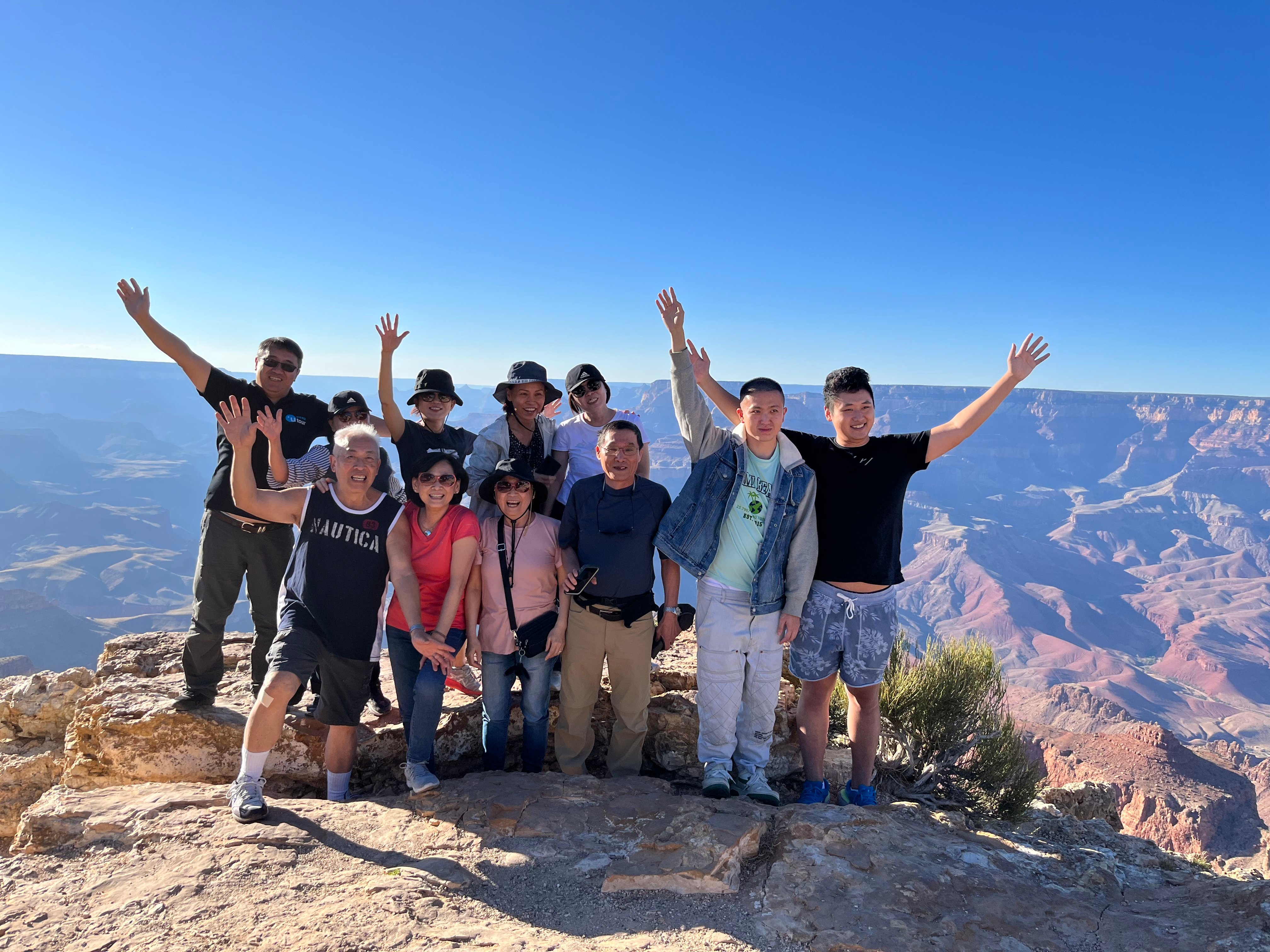 Las Vegas 2-Day Grand Canyon, Antelope Canyon & Zion National Park Tour